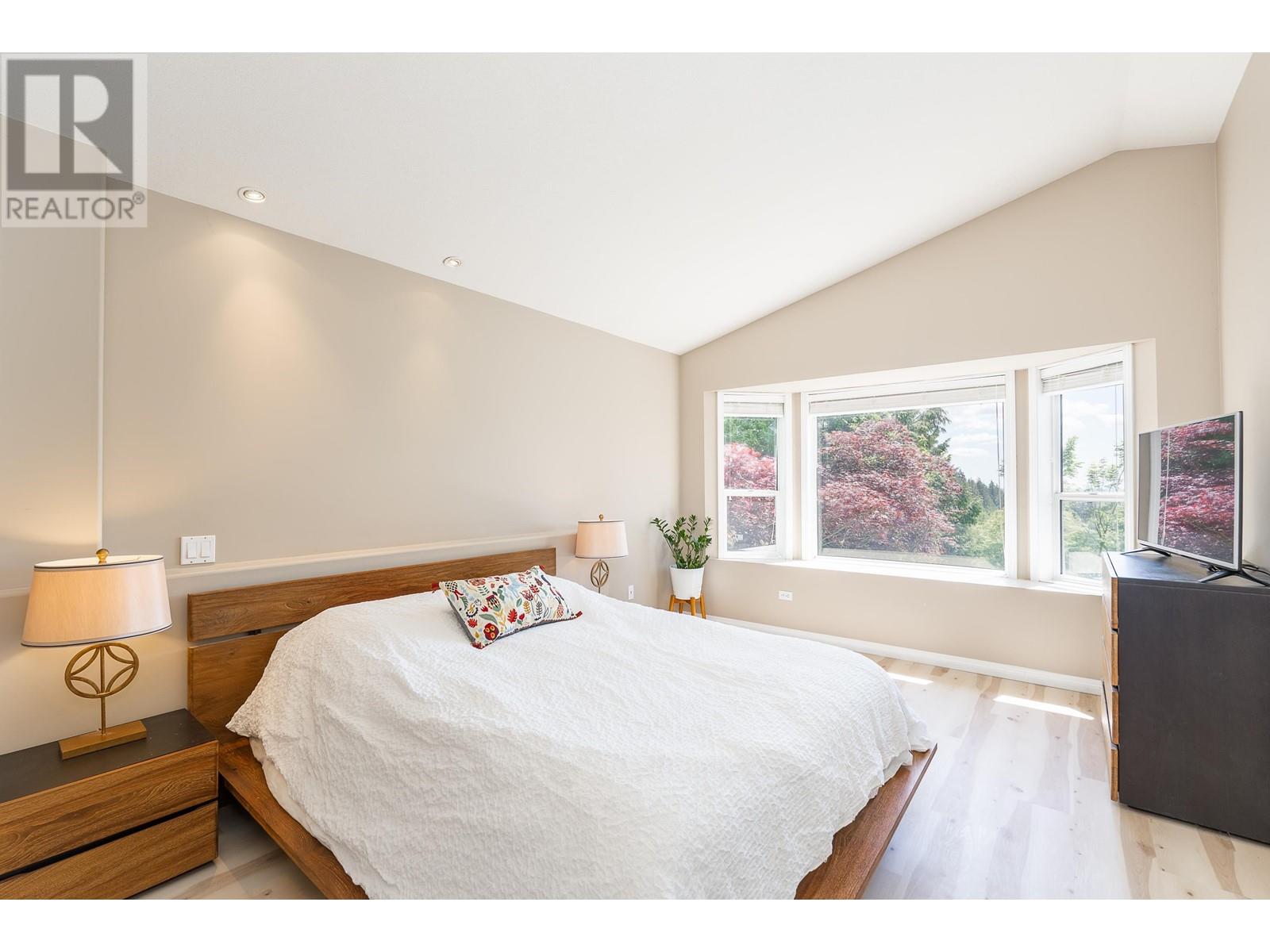 366 E 26th Street, North Vancouver, British Columbia V7N 1B1 - Photo 18 - R2955672