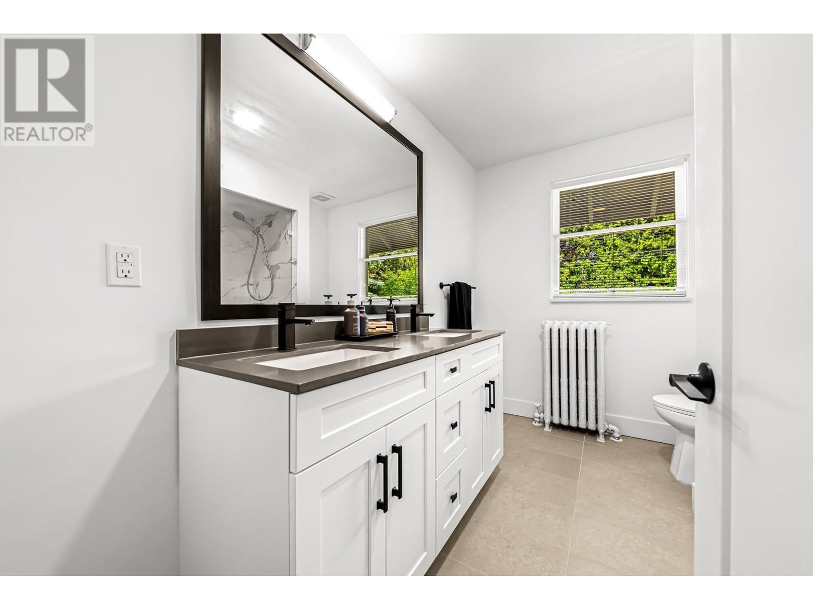Listing Picture 18 of 40 : 2287 W 37TH AVENUE, Vancouver / 溫哥華 - 魯藝地產 Yvonne Lu Group - MLS Medallion Club Member