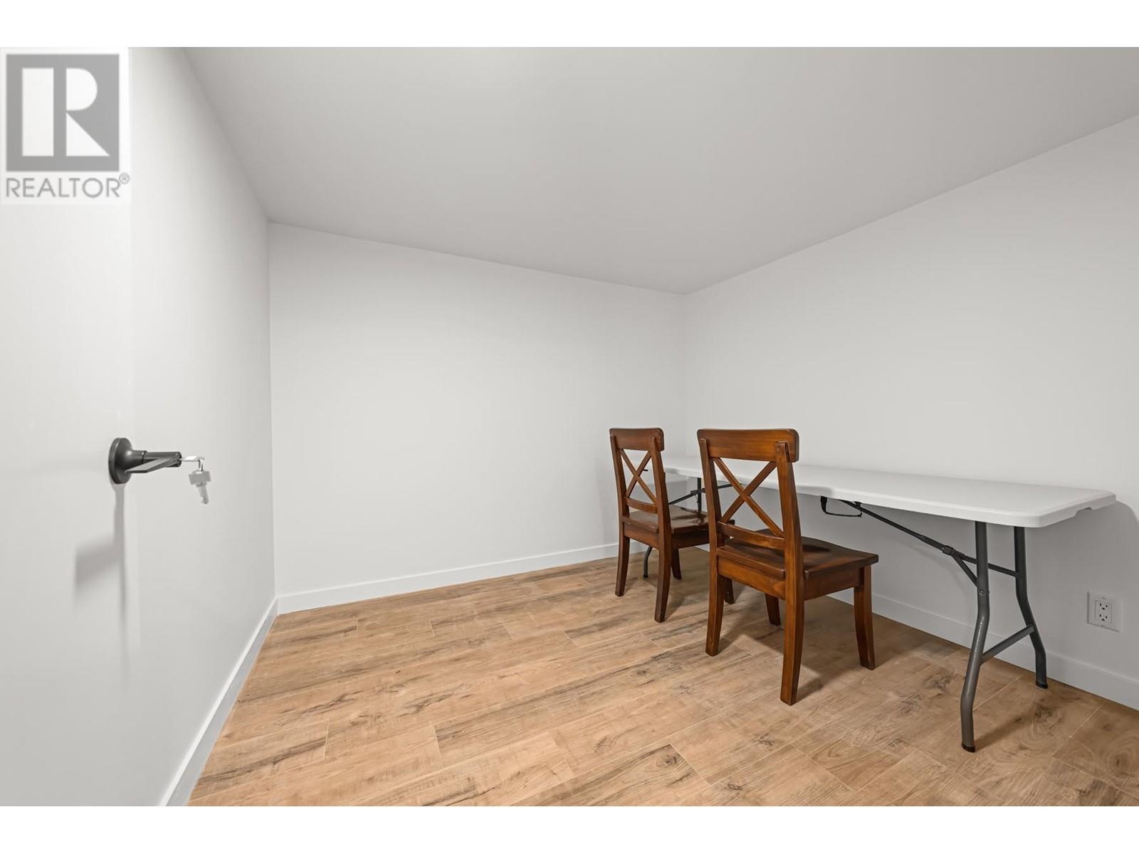 Listing Picture 33 of 40 : 2287 W 37TH AVENUE, Vancouver / 溫哥華 - 魯藝地產 Yvonne Lu Group - MLS Medallion Club Member