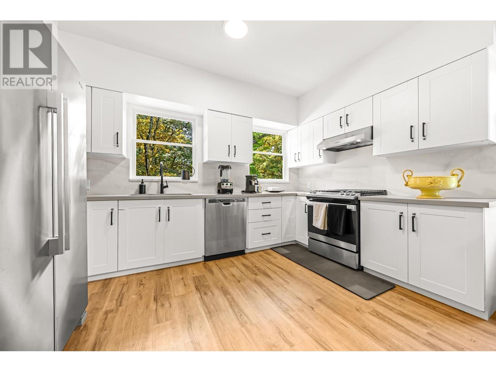 Listing Picture 5 of 40 : 2287 W 37TH AVENUE, Vancouver / 溫哥華 - 魯藝地產 Yvonne Lu Group - MLS Medallion Club Member