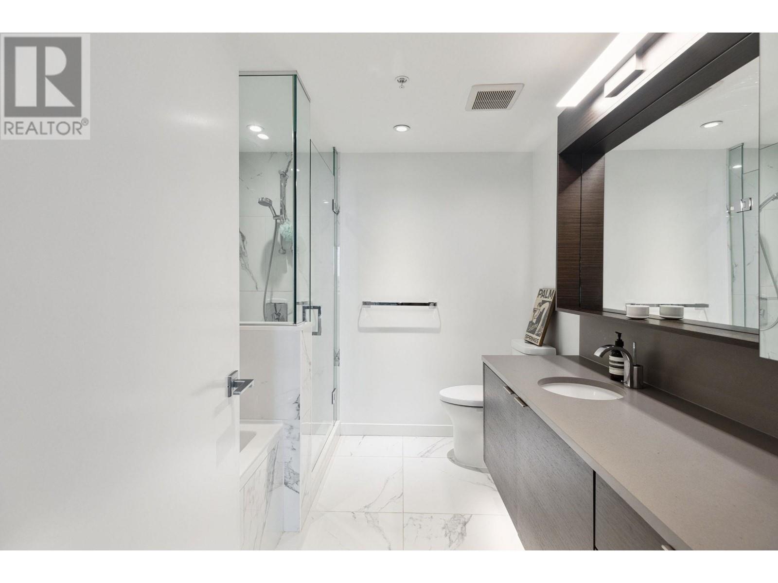 Listing Picture 14 of 25 : 102 1688 PULLMAN PORTER STREET, Vancouver / 溫哥華 - 魯藝地產 Yvonne Lu Group - MLS Medallion Club Member