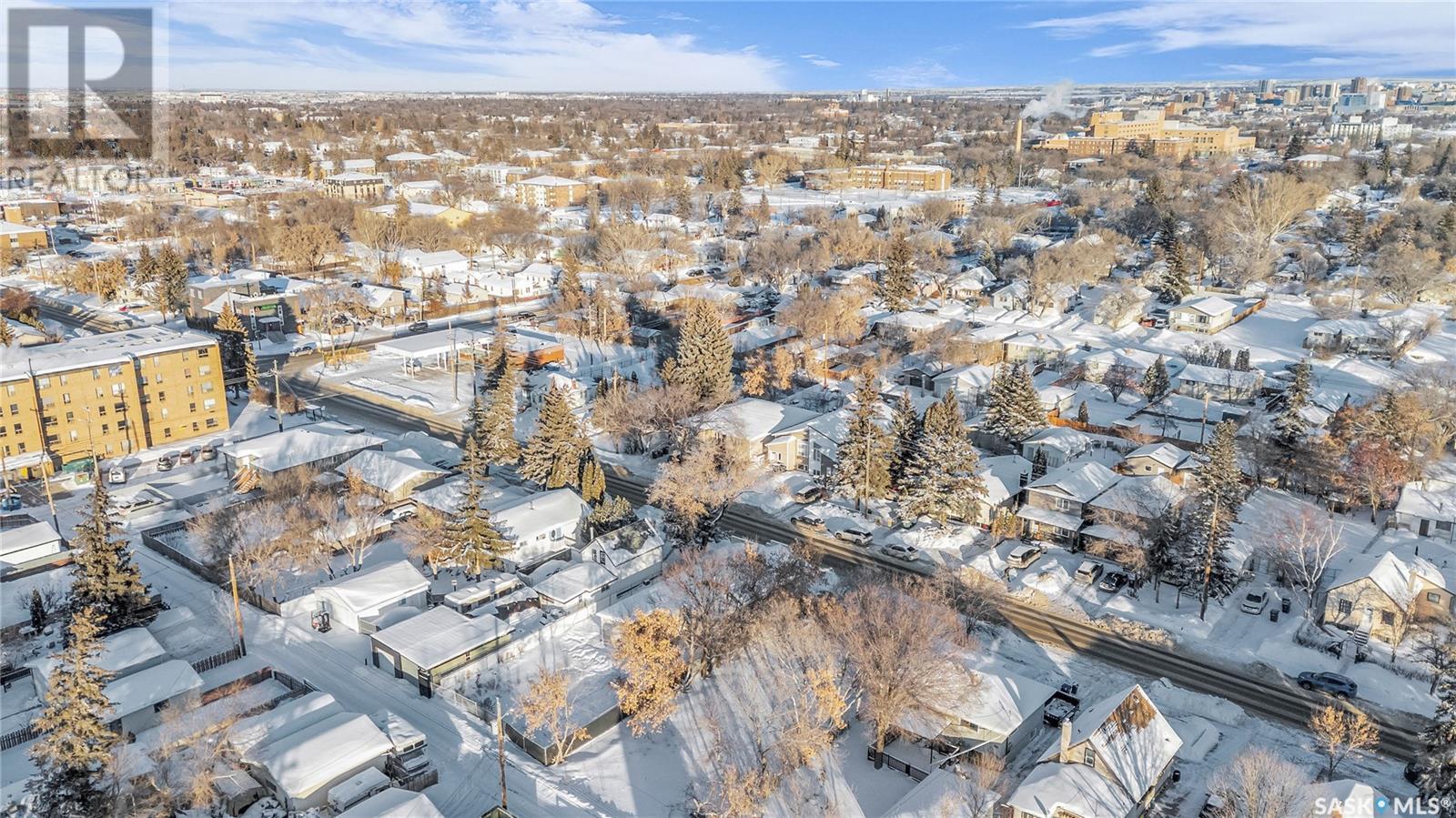 335 W Avenue S, Saskatoon, Saskatchewan  S7M 3G4 - Photo 8 - SK992843