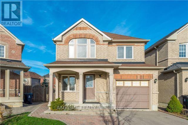 9 GLACIER CRESCENT, Toronto, Ontario