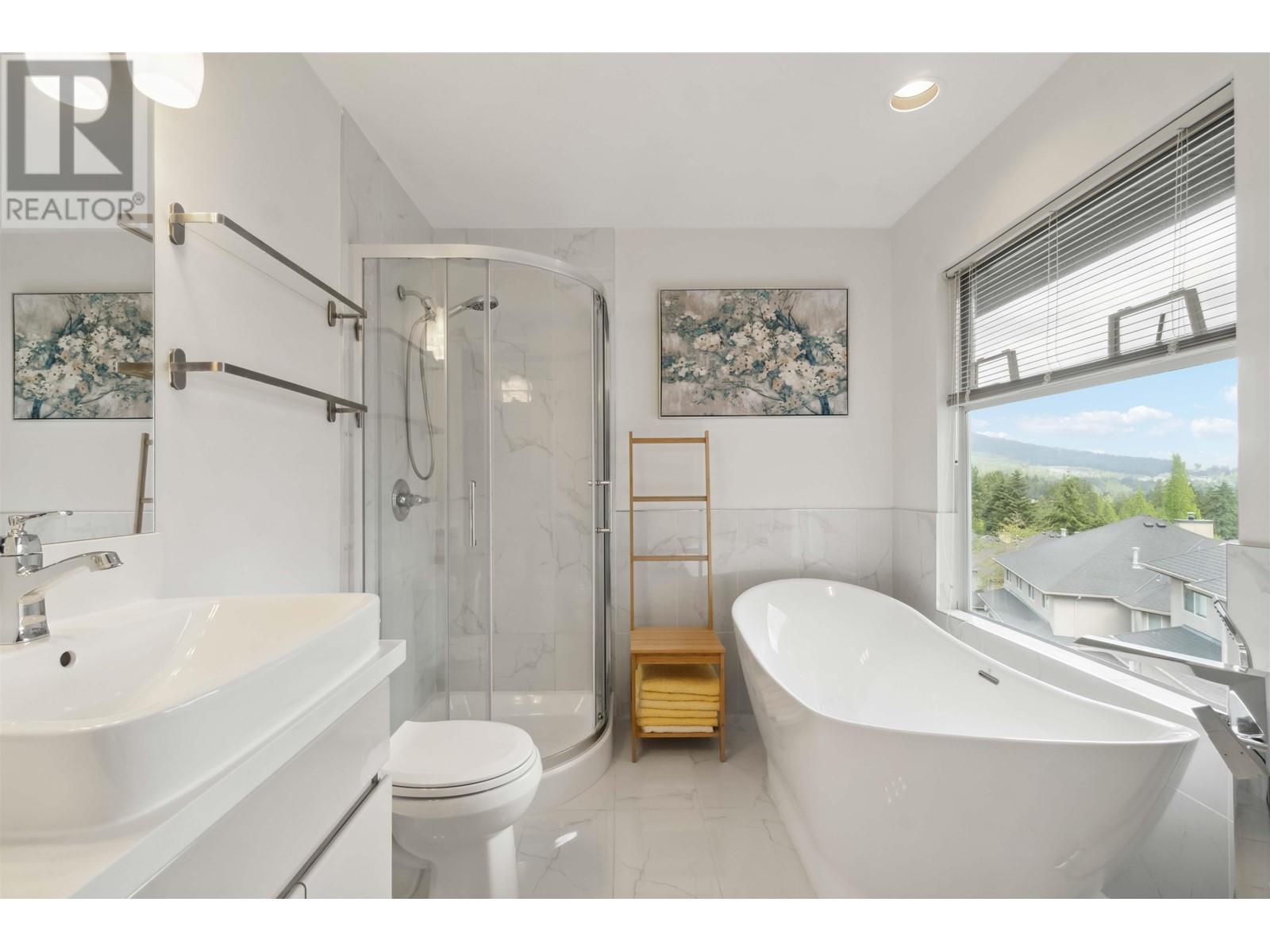 4 2951 Panorama Drive, Coquitlam, British Columbia  V3E 2W3 - Photo 7 - R2955508