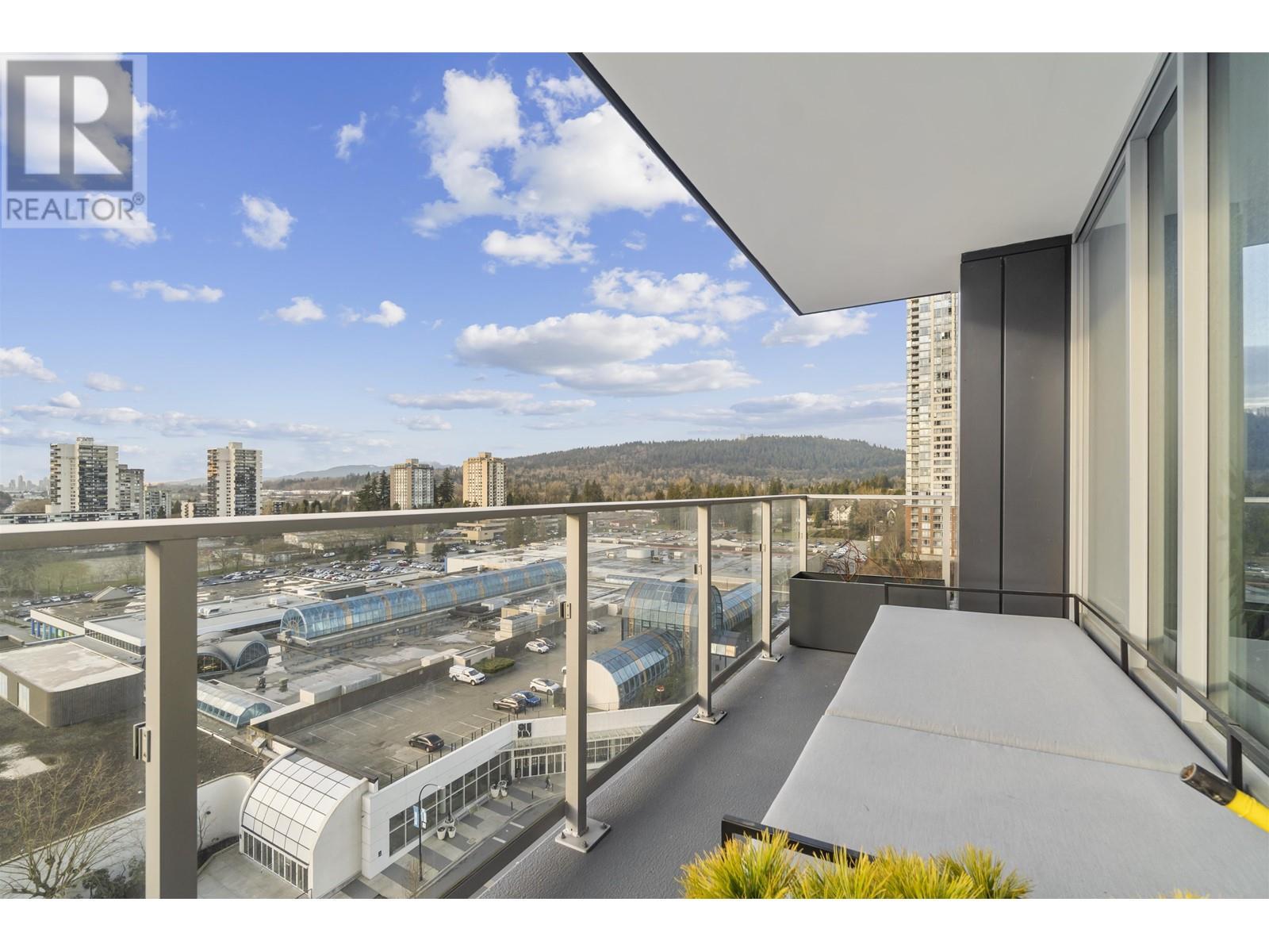 Listing Picture 12 of 22 : 806 3809 EVERGREEN PLACE, Burnaby / 本拿比 - 魯藝地產 Yvonne Lu Group - MLS Medallion Club Member