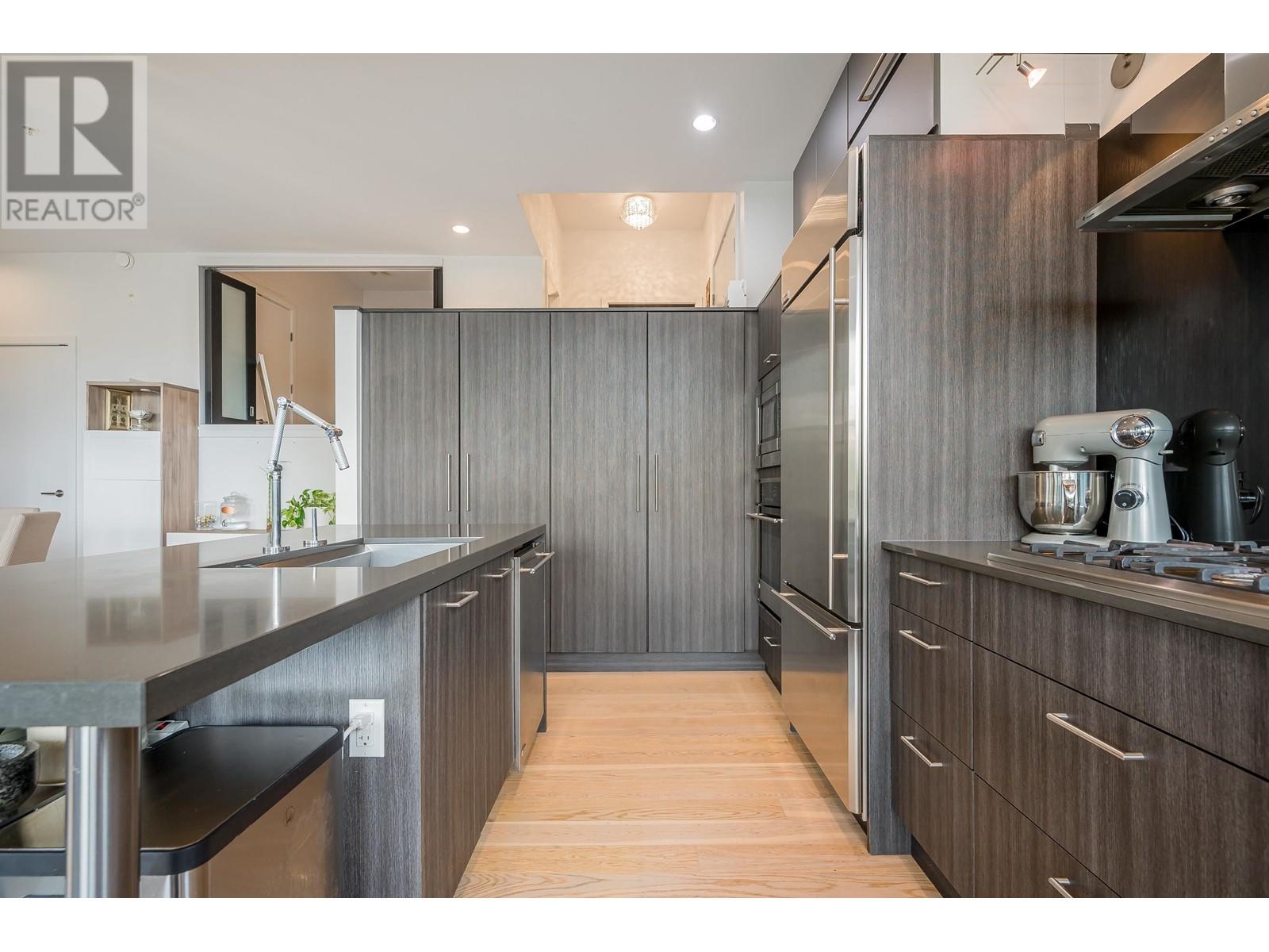 215 220 Salter Street, New Westminster, British Columbia  V3M 0H4 - Photo 11 - R2955109