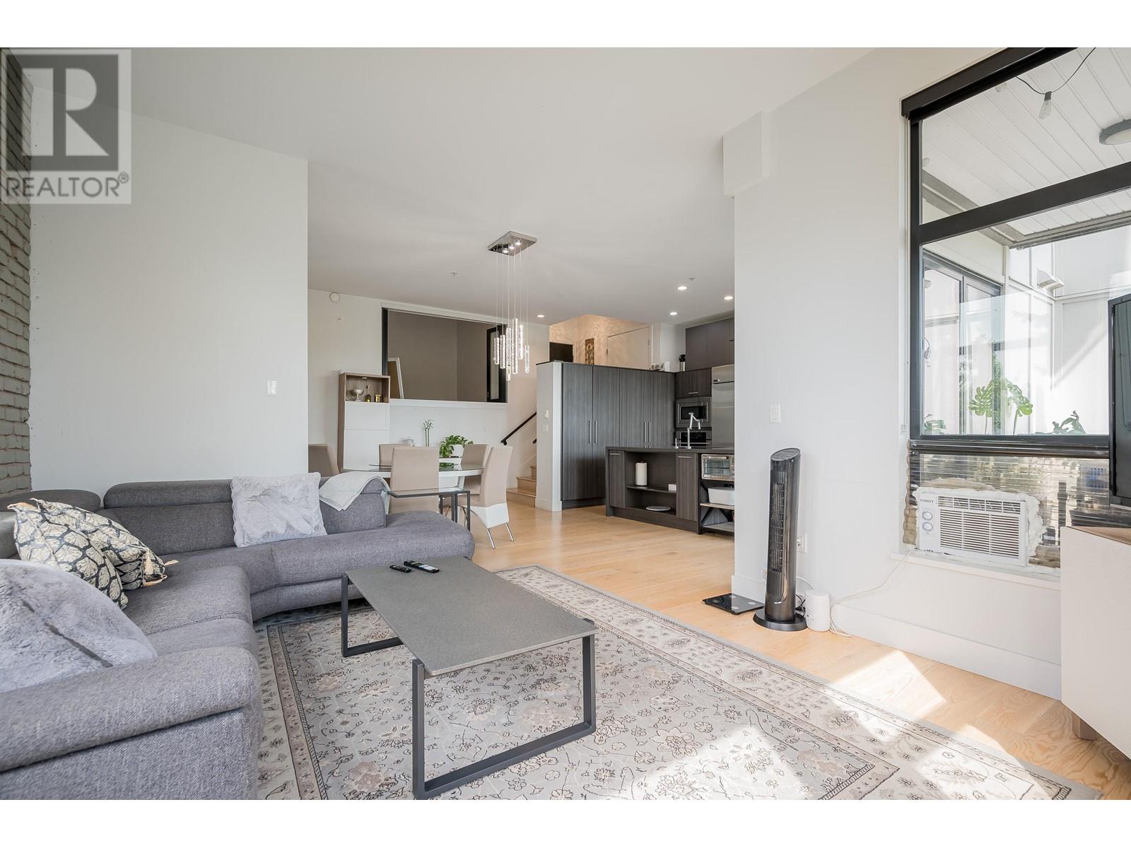 215 220 Salter Street, New Westminster, British Columbia  V3M 0H4 - Photo 5 - R2955109