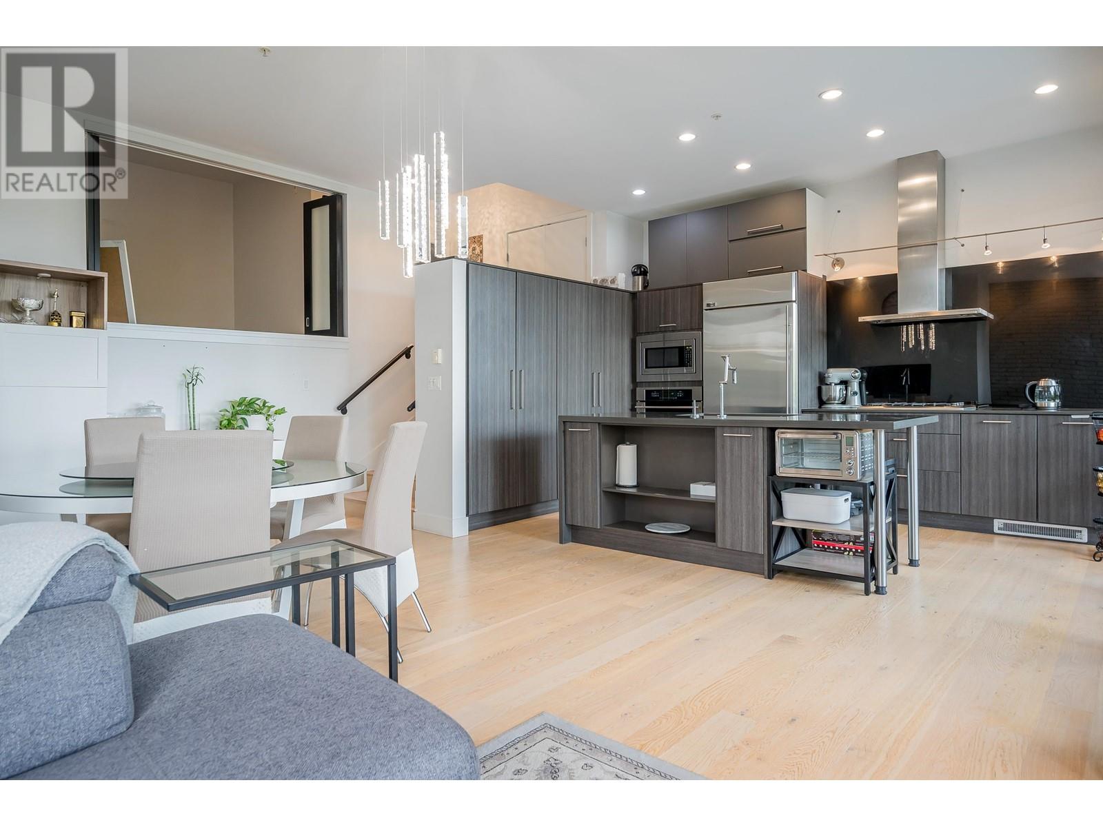 215 220 Salter Street, New Westminster, British Columbia  V3M 0H4 - Photo 8 - R2955109