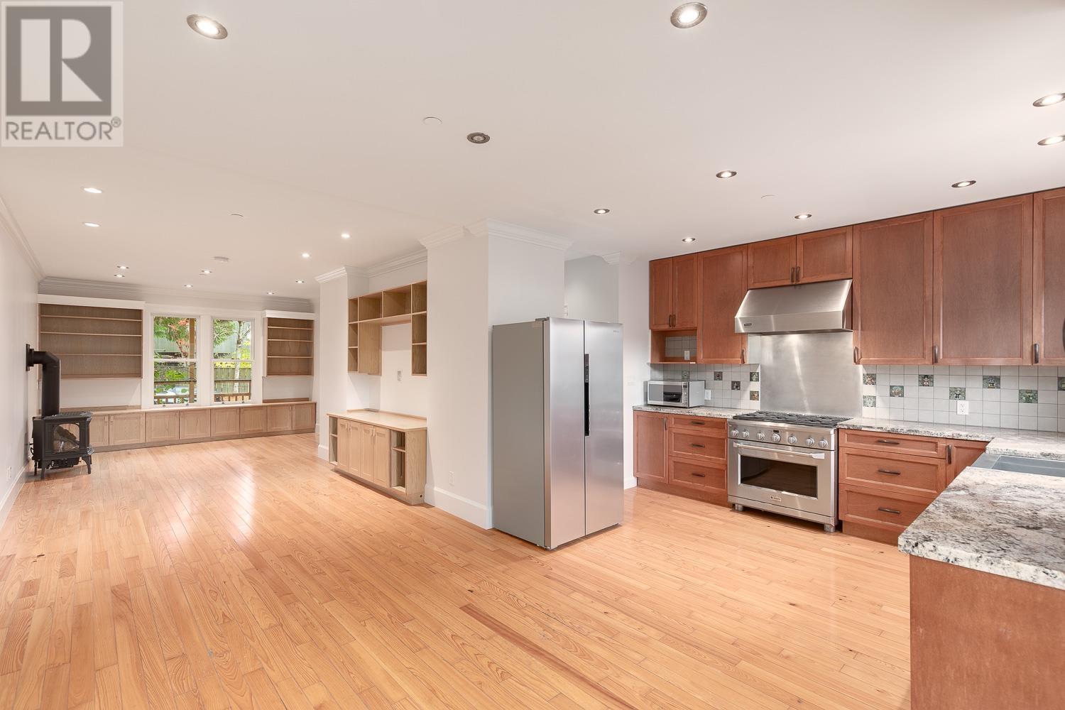 2 548 E Georgia Street, Vancouver, British Columbia  V6A 1Z9 - Photo 15 - R2955776