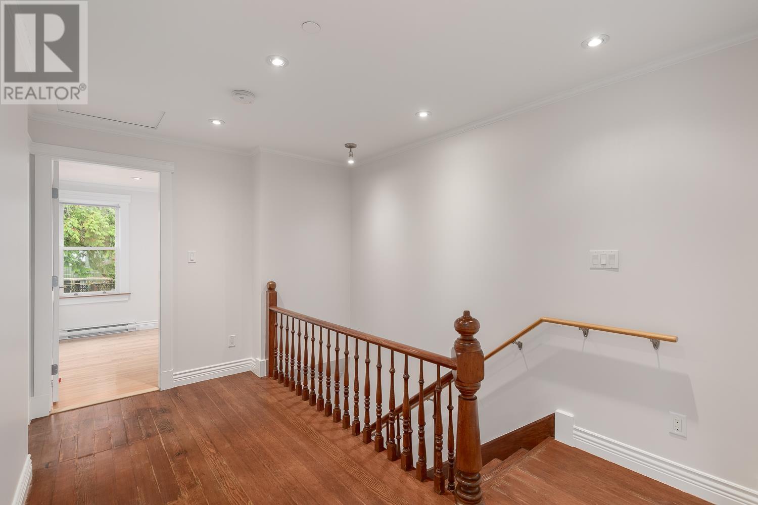 2 548 E Georgia Street, Vancouver, British Columbia  V6A 1Z9 - Photo 23 - R2955776