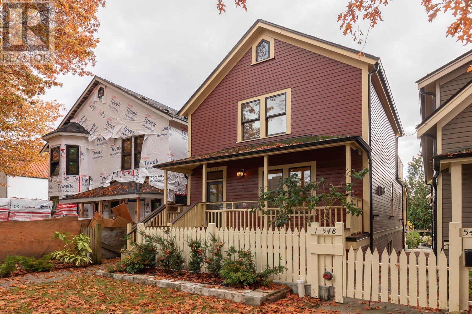 2 548 E Georgia Street, Vancouver, British Columbia  V6A 1Z9 - Photo 3 - R2955776