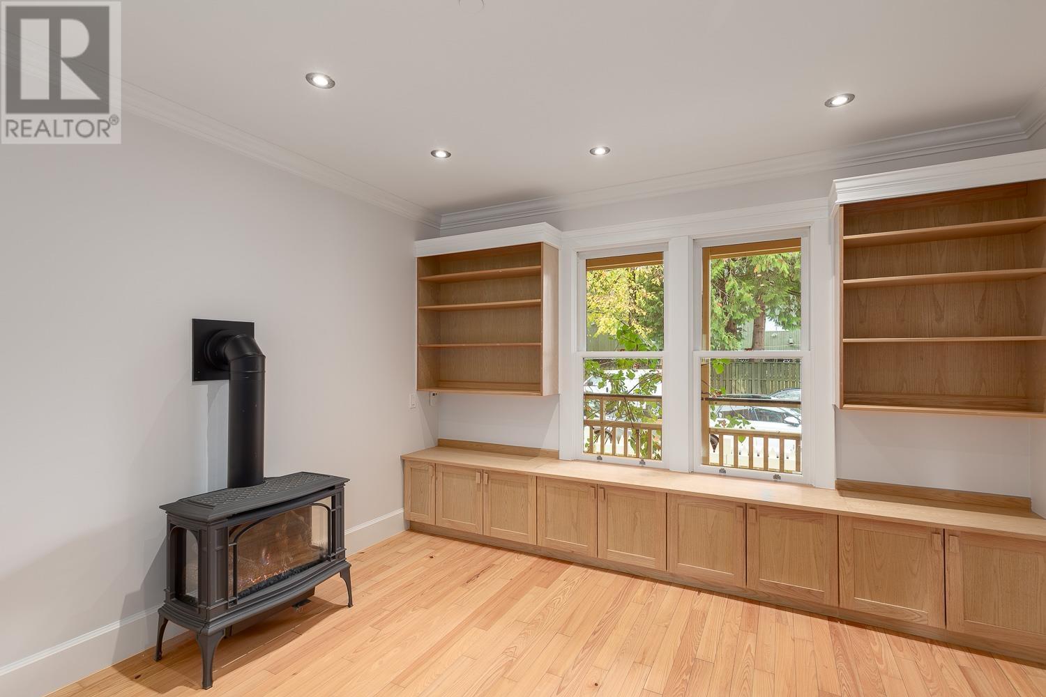 2 548 E Georgia Street, Vancouver, British Columbia  V6A 1Z9 - Photo 9 - R2955776