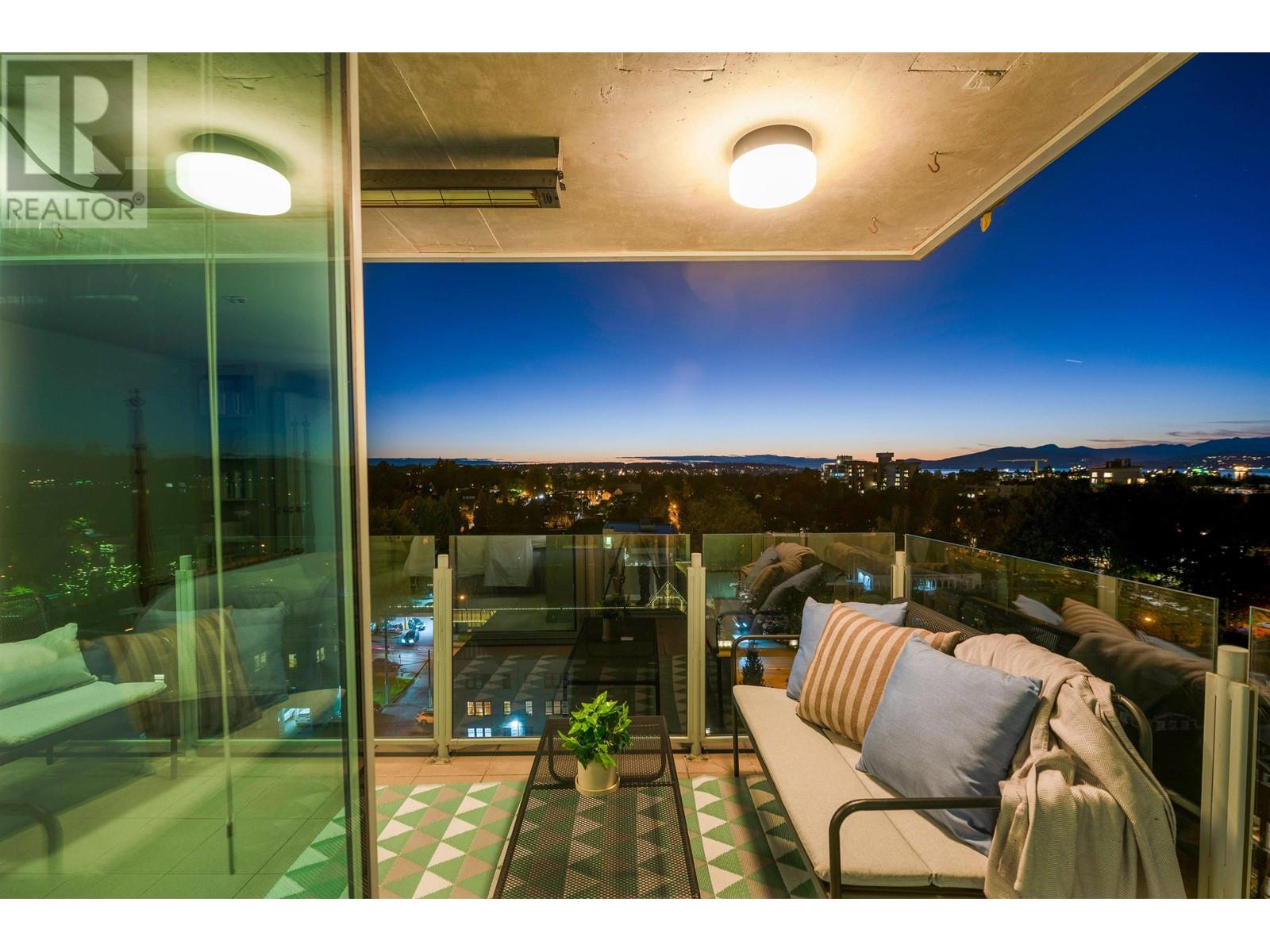Listing Picture 27 of 36 : 1100 1550 W 15TH AVENUE, Vancouver / 溫哥華 - 魯藝地產 Yvonne Lu Group - MLS Medallion Club Member