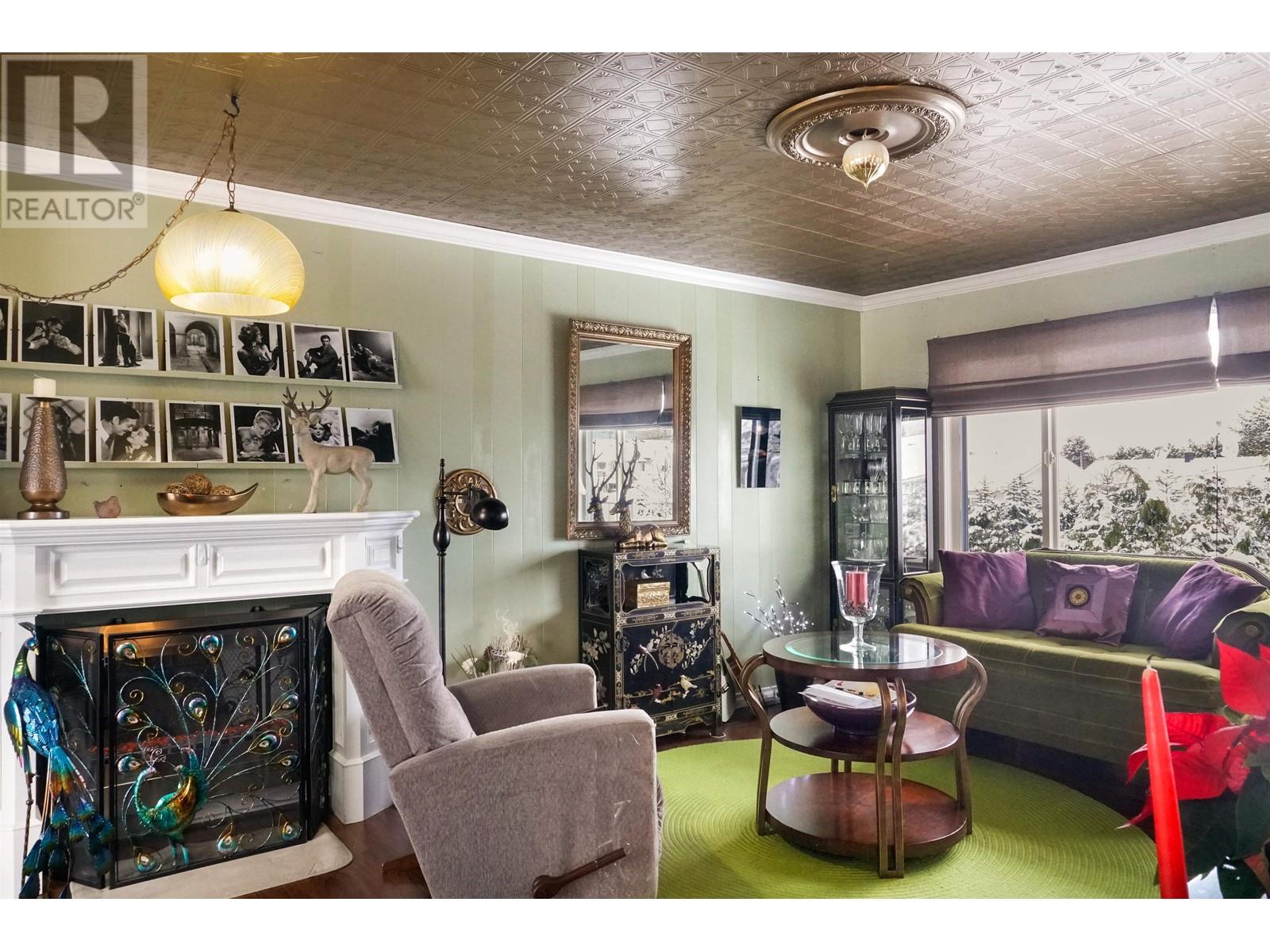 Property at 40 MALLARD STREET image 5