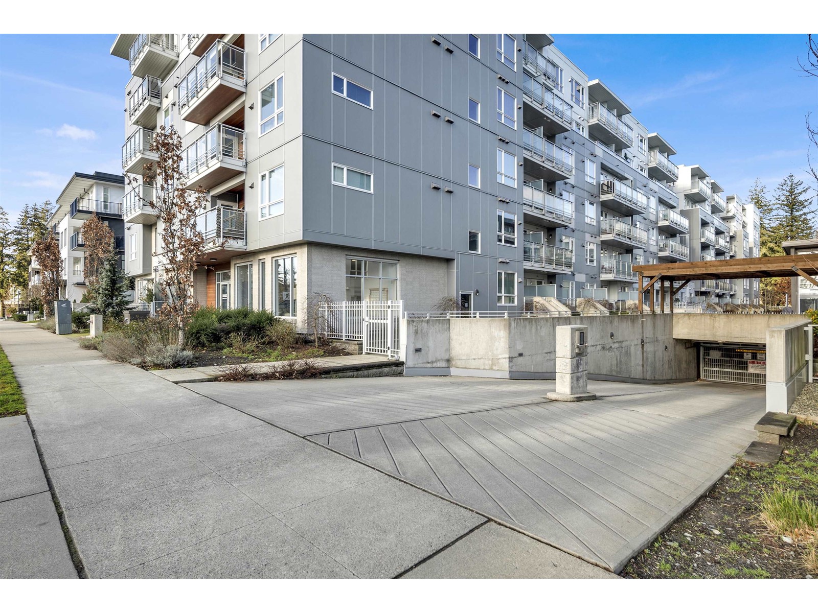 205 13963 105 Boulevard, Surrey, British Columbia  V3T 0M9 - Photo 33 - R2955399