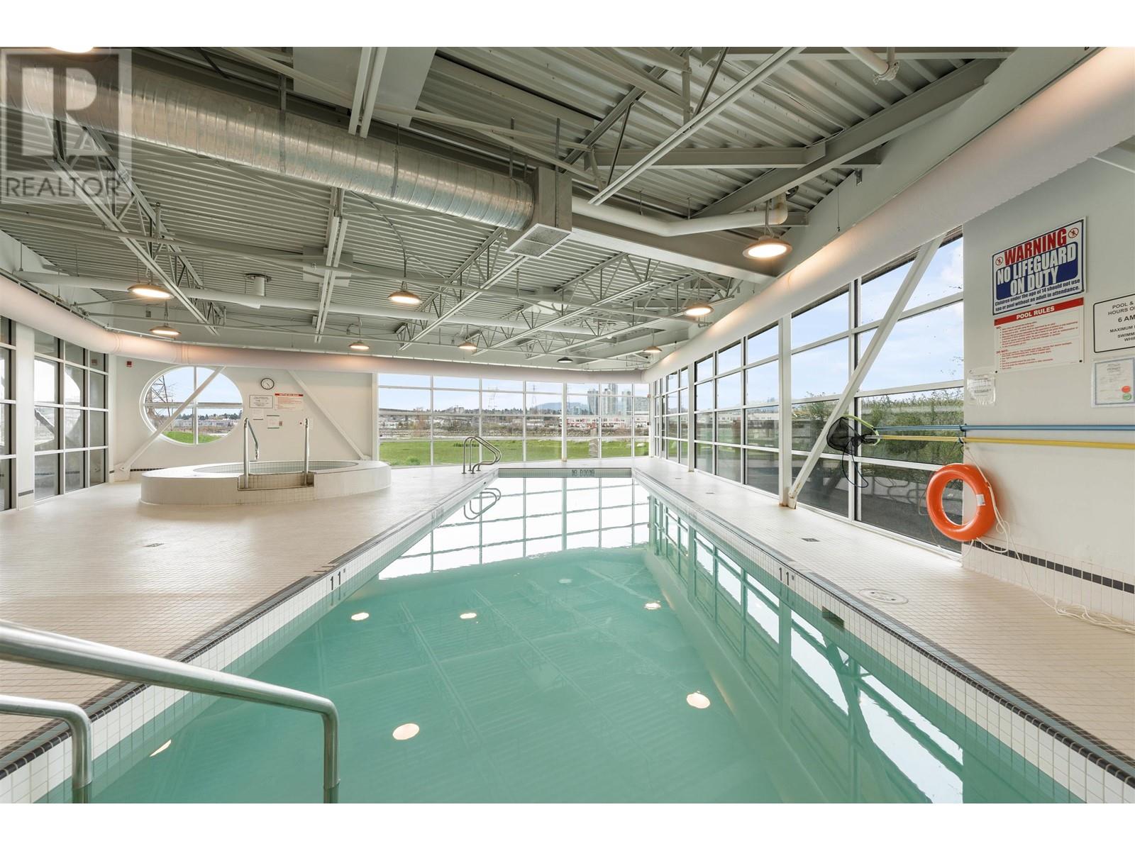 516 10033 RIVER DRIVE