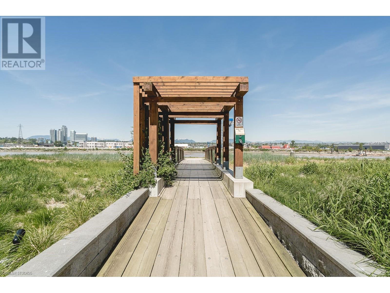 516 10033 RIVER DRIVE