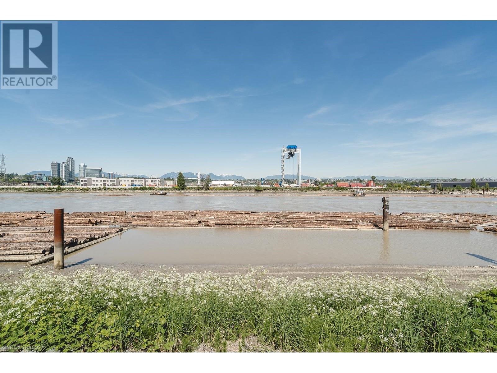 516 10033 RIVER DRIVE