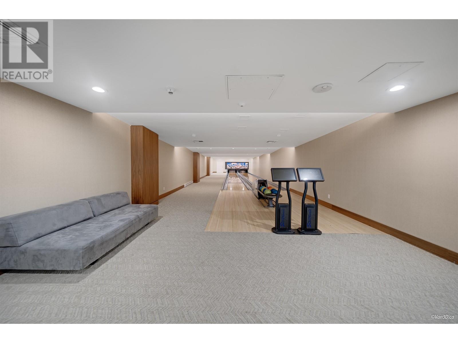Listing Picture 36 of 36 : 6568 NELSON AVENUE, Burnaby / 本拿比 - 魯藝地產 Yvonne Lu Group - MLS Medallion Club Member