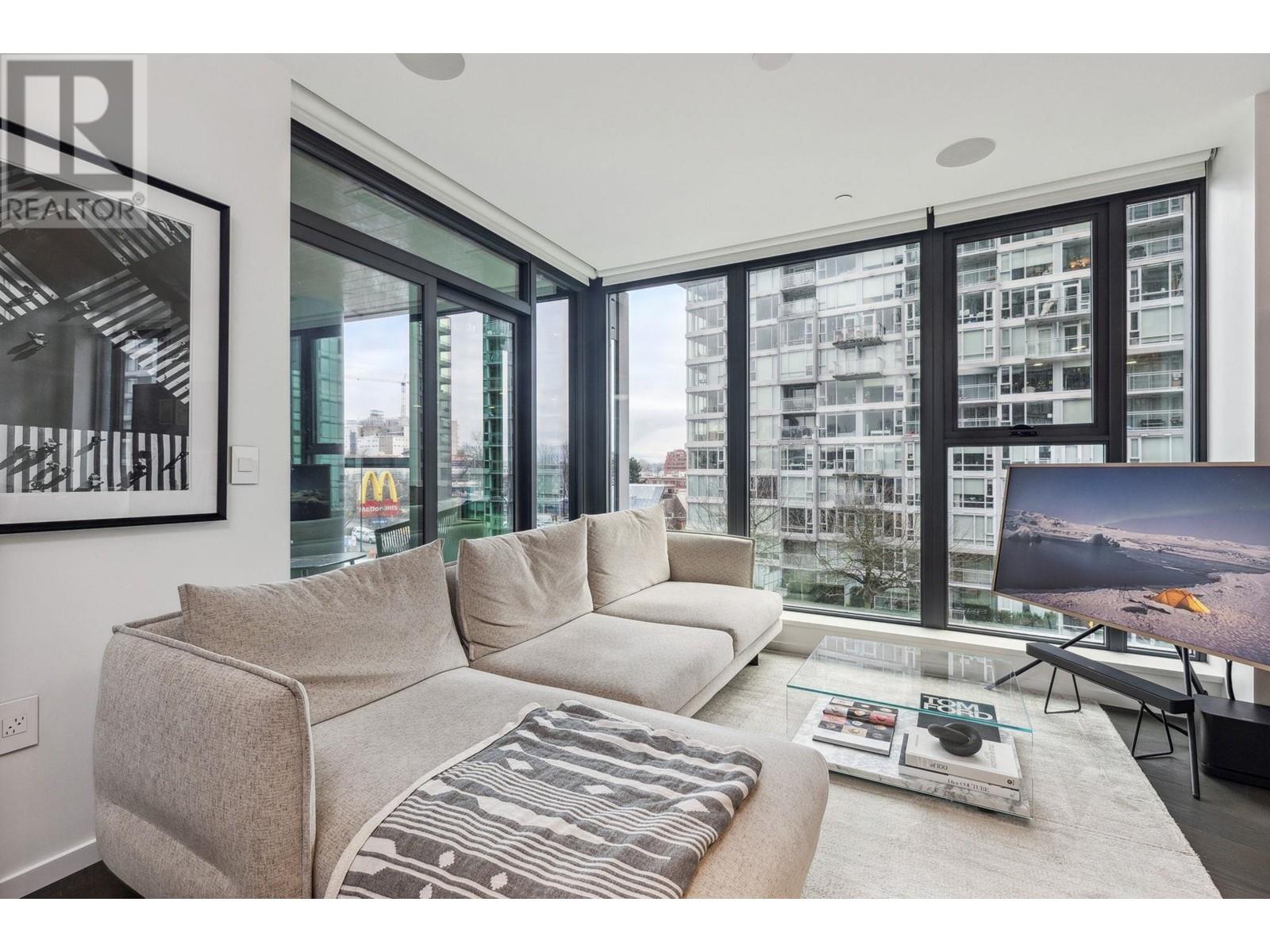 Listing Picture 13 of 40 : 406 1601 QUEBEC STREET, Vancouver / 溫哥華 - 魯藝地產 Yvonne Lu Group - MLS Medallion Club Member