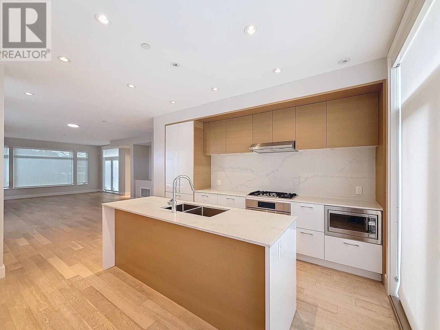 7488 Granville Street, Vancouver, British Columbia V6P 0G1 - Photo 1 - R2955833