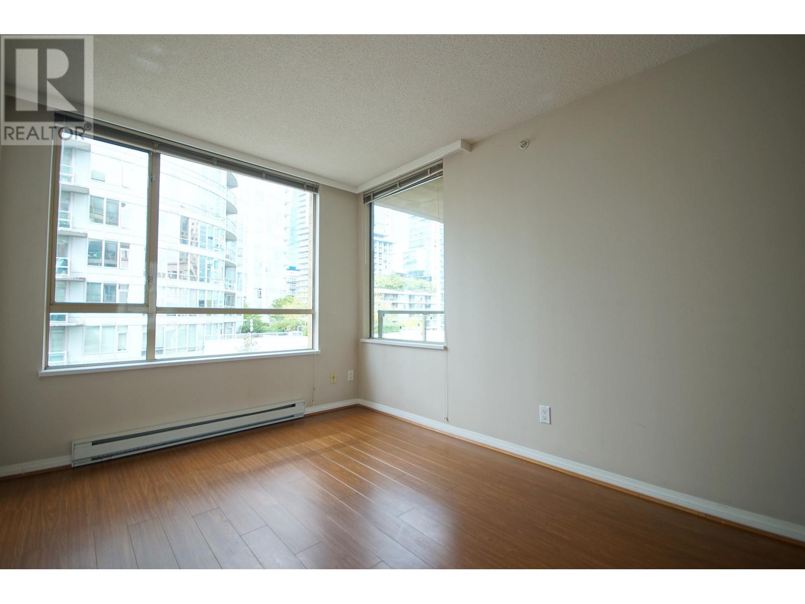 Listing Picture 17 of 22 : 902 822 HOMER STREET, Vancouver / 溫哥華 - 魯藝地產 Yvonne Lu Group - MLS Medallion Club Member