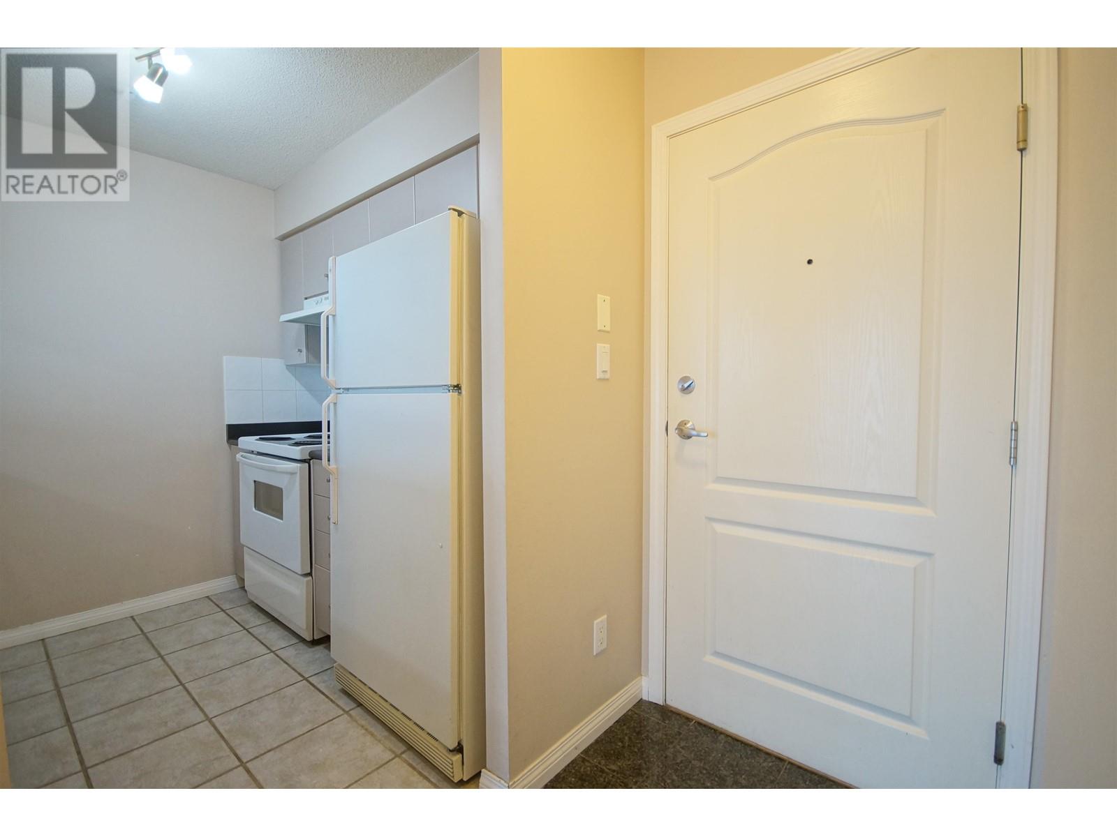 902 822 HOMER STREET, Vancouver