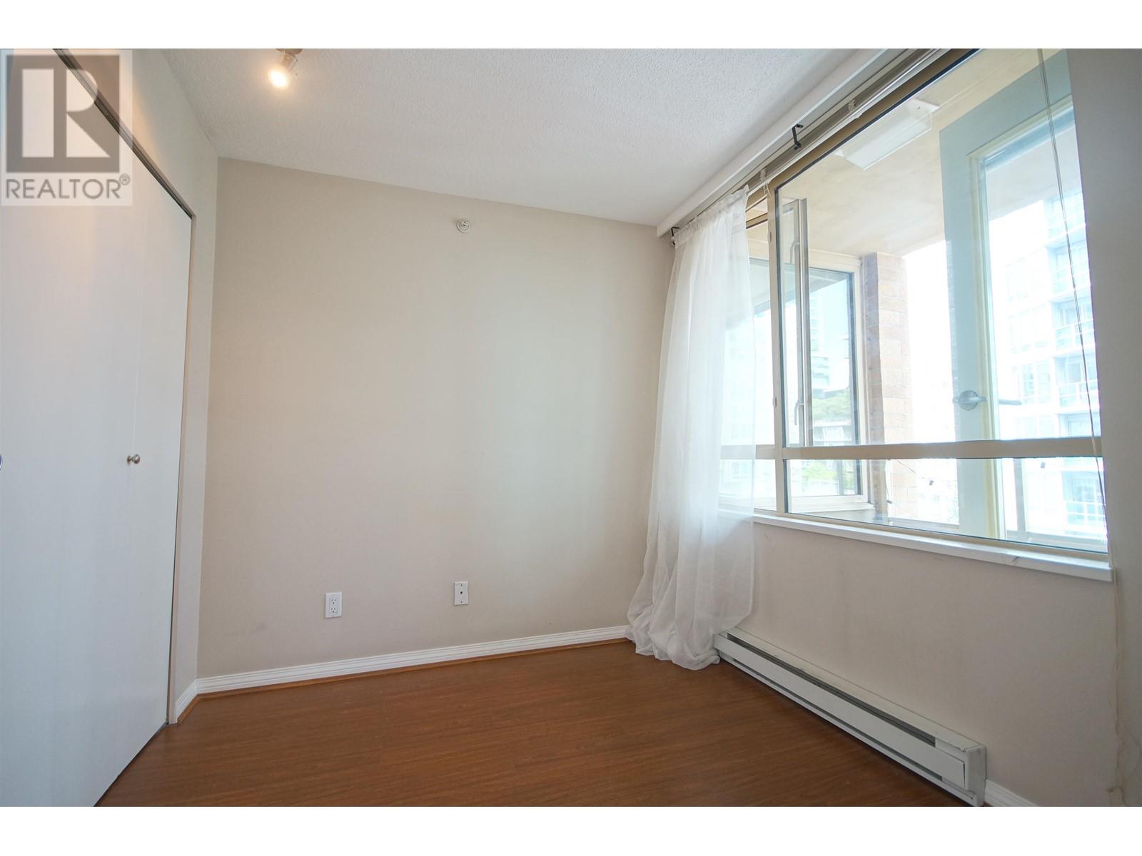 Listing Picture 20 of 22 : 902 822 HOMER STREET, Vancouver / 溫哥華 - 魯藝地產 Yvonne Lu Group - MLS Medallion Club Member