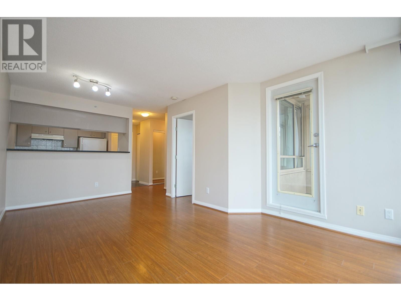 Listing Picture 12 of 22 : 902 822 HOMER STREET, Vancouver / 溫哥華 - 魯藝地產 Yvonne Lu Group - MLS Medallion Club Member