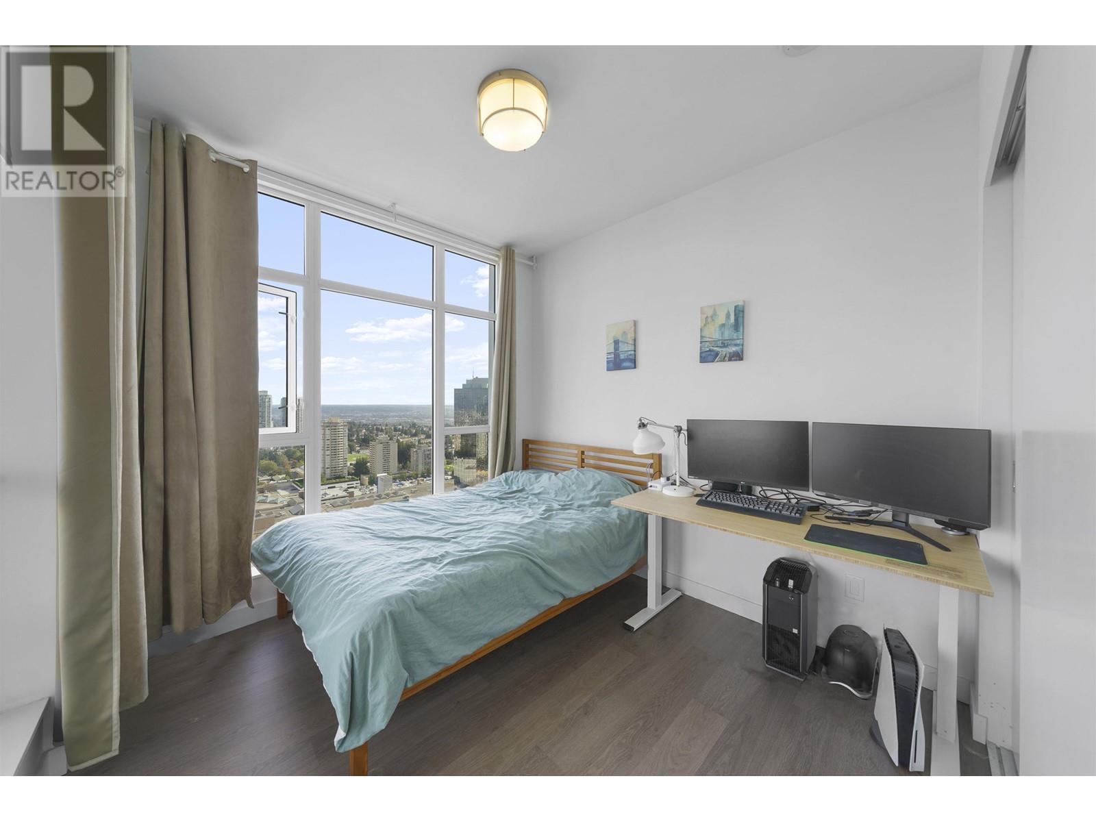 Listing Picture 19 of 22 : 3810 4670 ASSEMBLY WAY, Burnaby / 本拿比 - 魯藝地產 Yvonne Lu Group - MLS Medallion Club Member