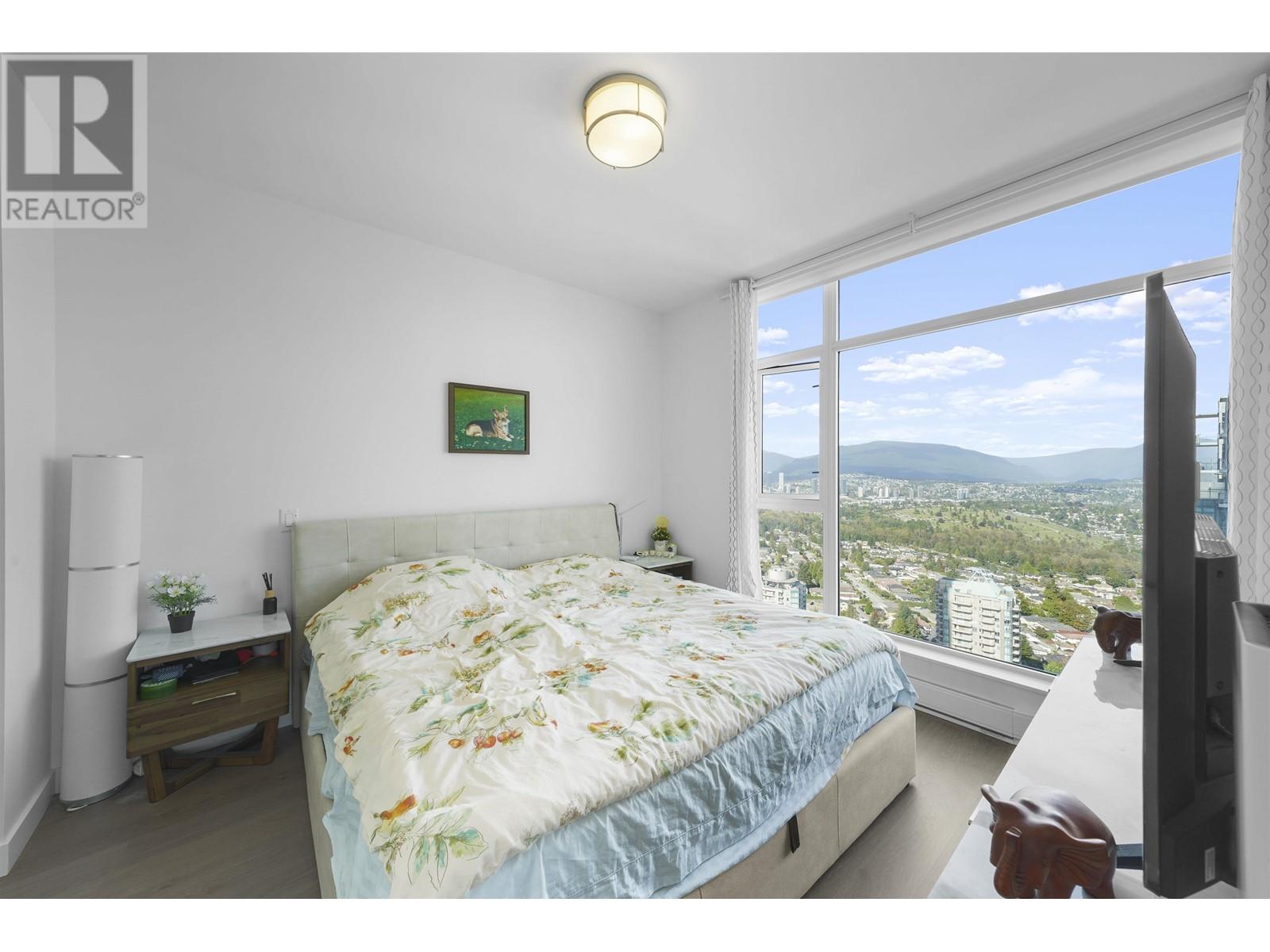 Listing Picture 16 of 22 : 3810 4670 ASSEMBLY WAY, Burnaby / 本拿比 - 魯藝地產 Yvonne Lu Group - MLS Medallion Club Member