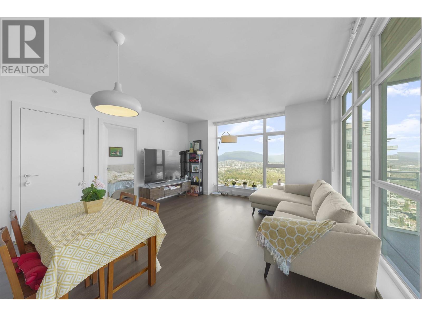 Listing Picture 14 of 22 : 3810 4670 ASSEMBLY WAY, Burnaby / 本拿比 - 魯藝地產 Yvonne Lu Group - MLS Medallion Club Member