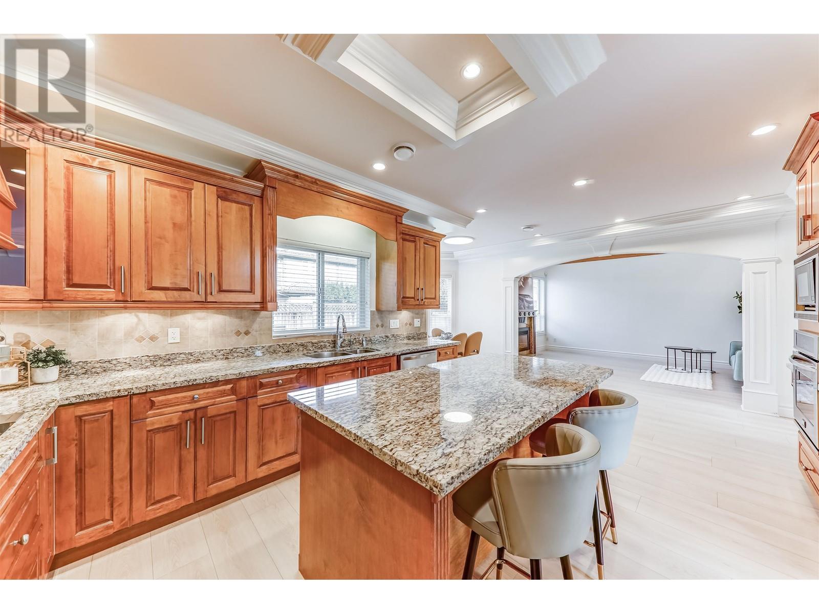 Listing Picture 18 of 40 : 6531 COMSTOCK ROAD, Richmond / 烈治文 - 魯藝地產 Yvonne Lu Group - MLS Medallion Club Member