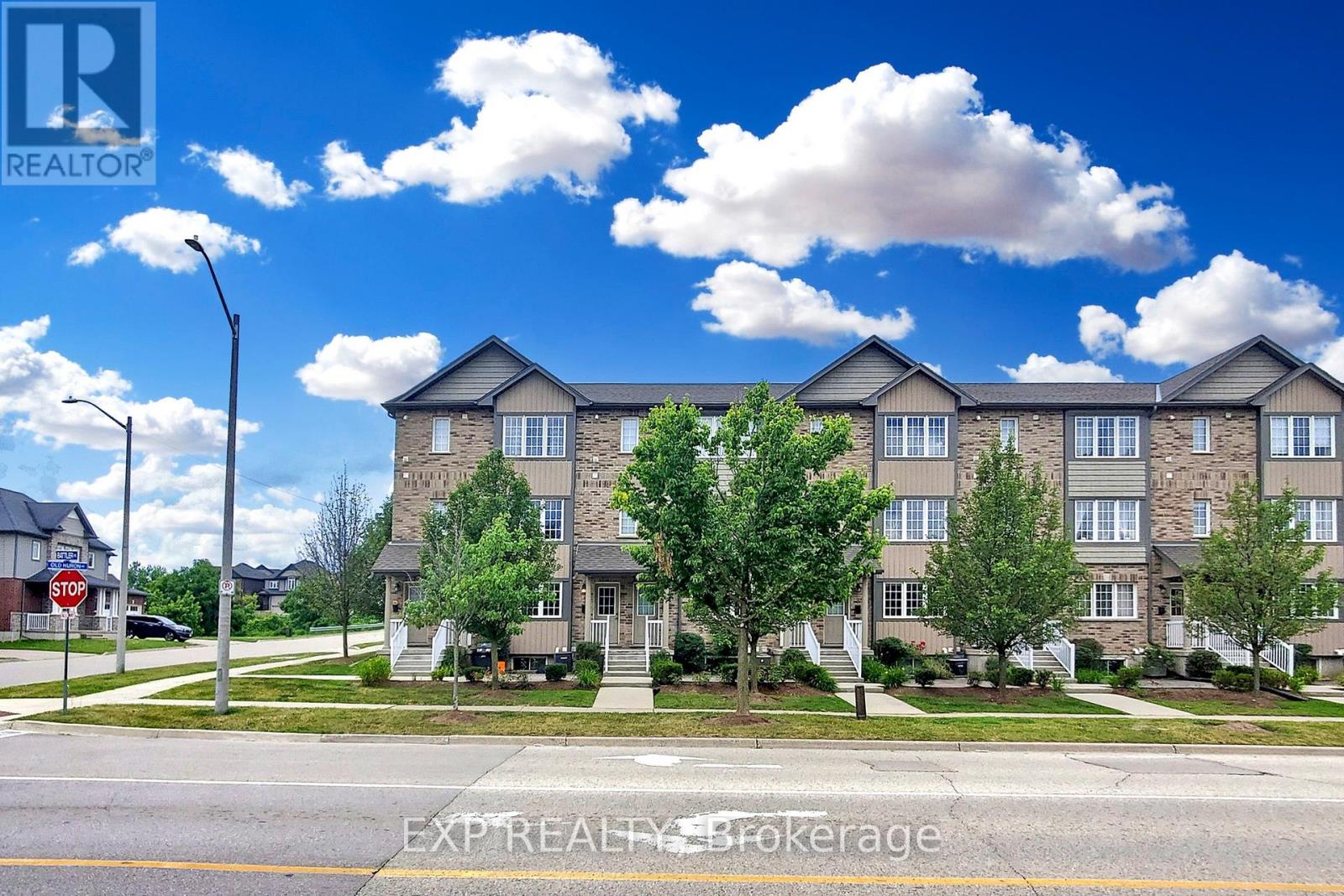 3 - 275 OLD HURON ROAD, Kitchener, Ontario