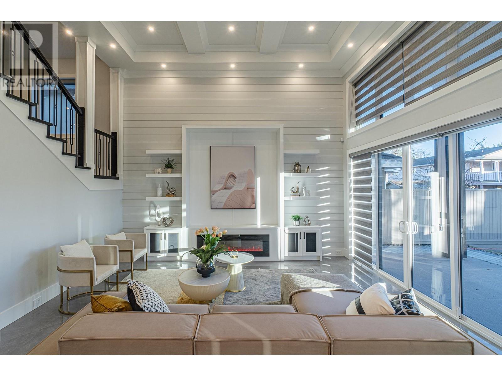 Listing Picture 14 of 31 : 11080 KING ROAD, Richmond / 烈治文 - 魯藝地產 Yvonne Lu Group - MLS Medallion Club Member