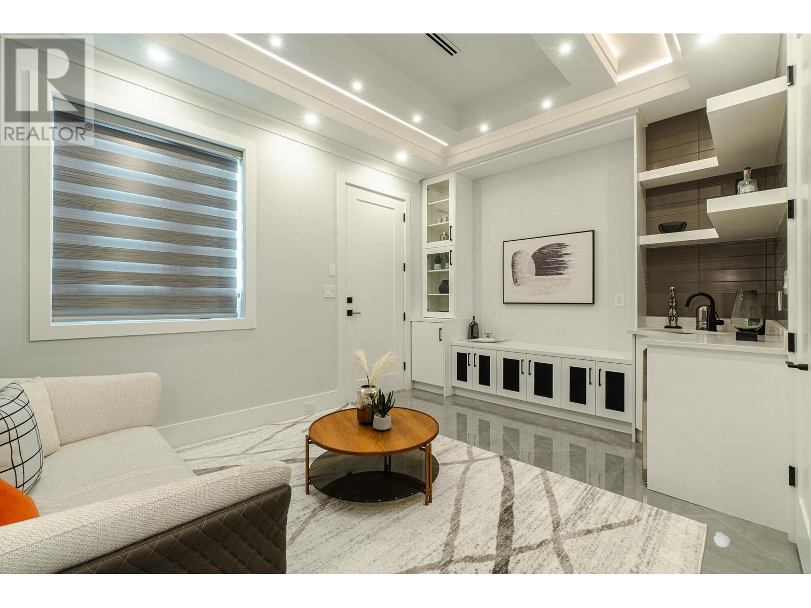 Listing Picture 27 of 31 : 11080 KING ROAD, Richmond / 烈治文 - 魯藝地產 Yvonne Lu Group - MLS Medallion Club Member