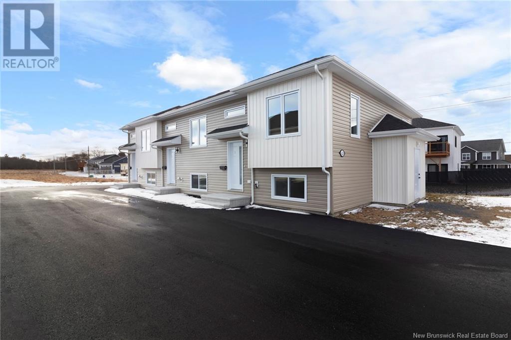 Property at 424 Neill Street image 2