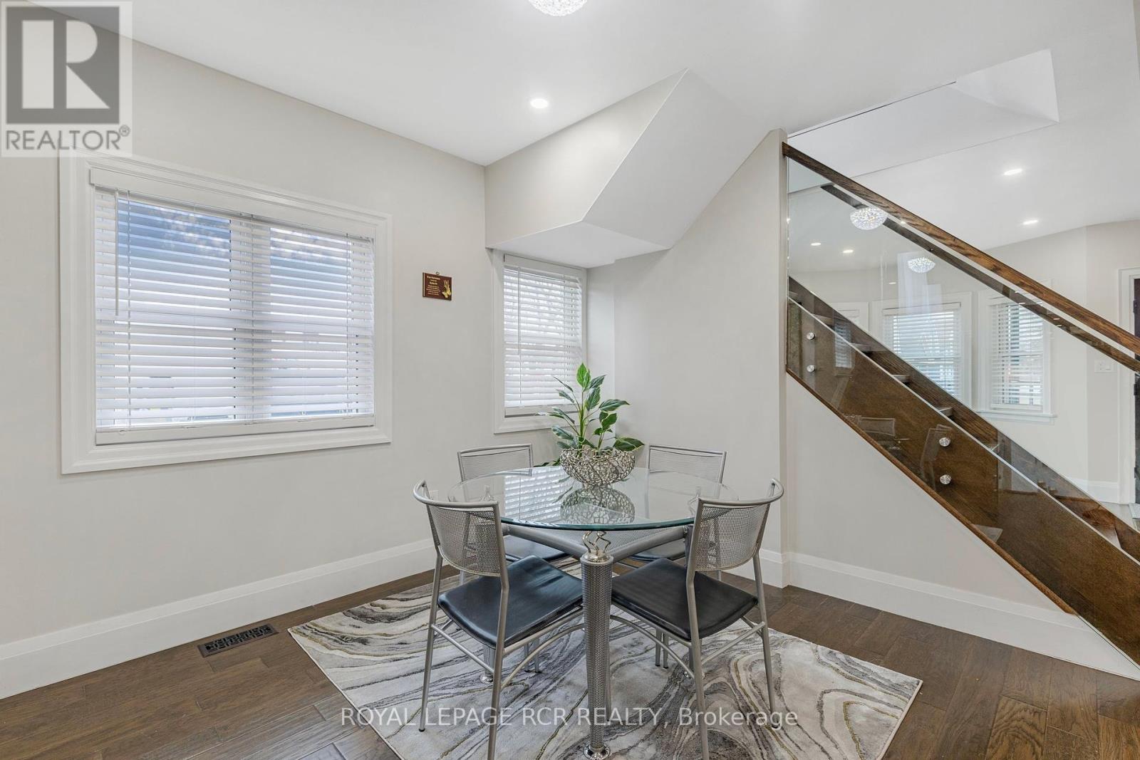 100 Harrison Avenue, Aurora, Ontario  L4G 1E3 - Photo 10 - N11920847
