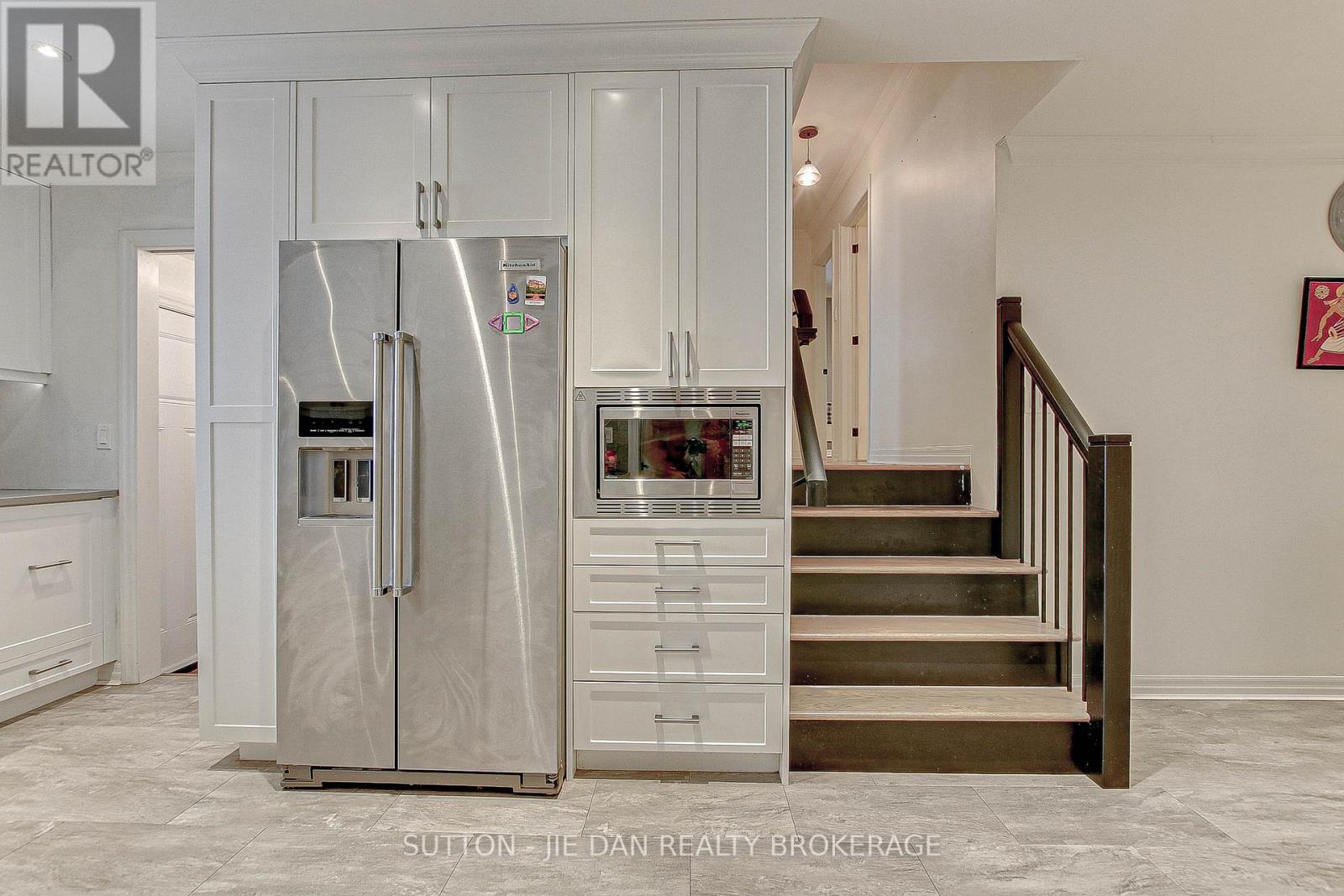 Property at 22 MURIEL CRESCENT image 4