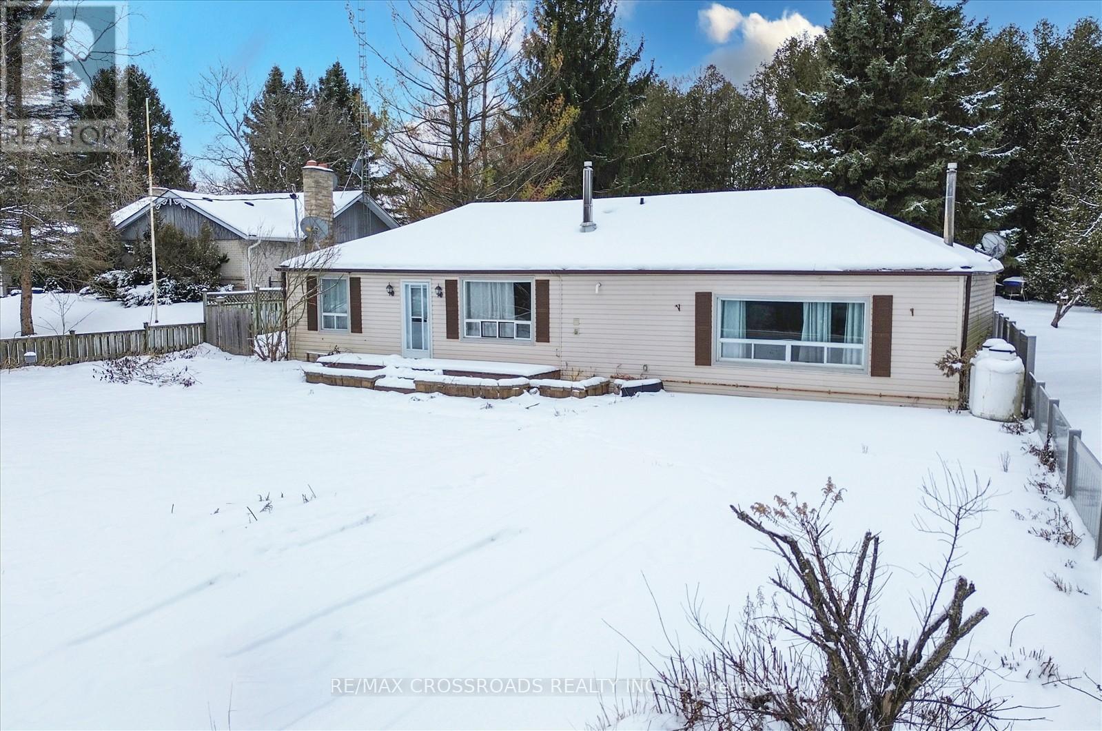 21654 Warden Avenue, East Gwillimbury, Ontario  L0G 1R0 - Photo 3 - N11920295