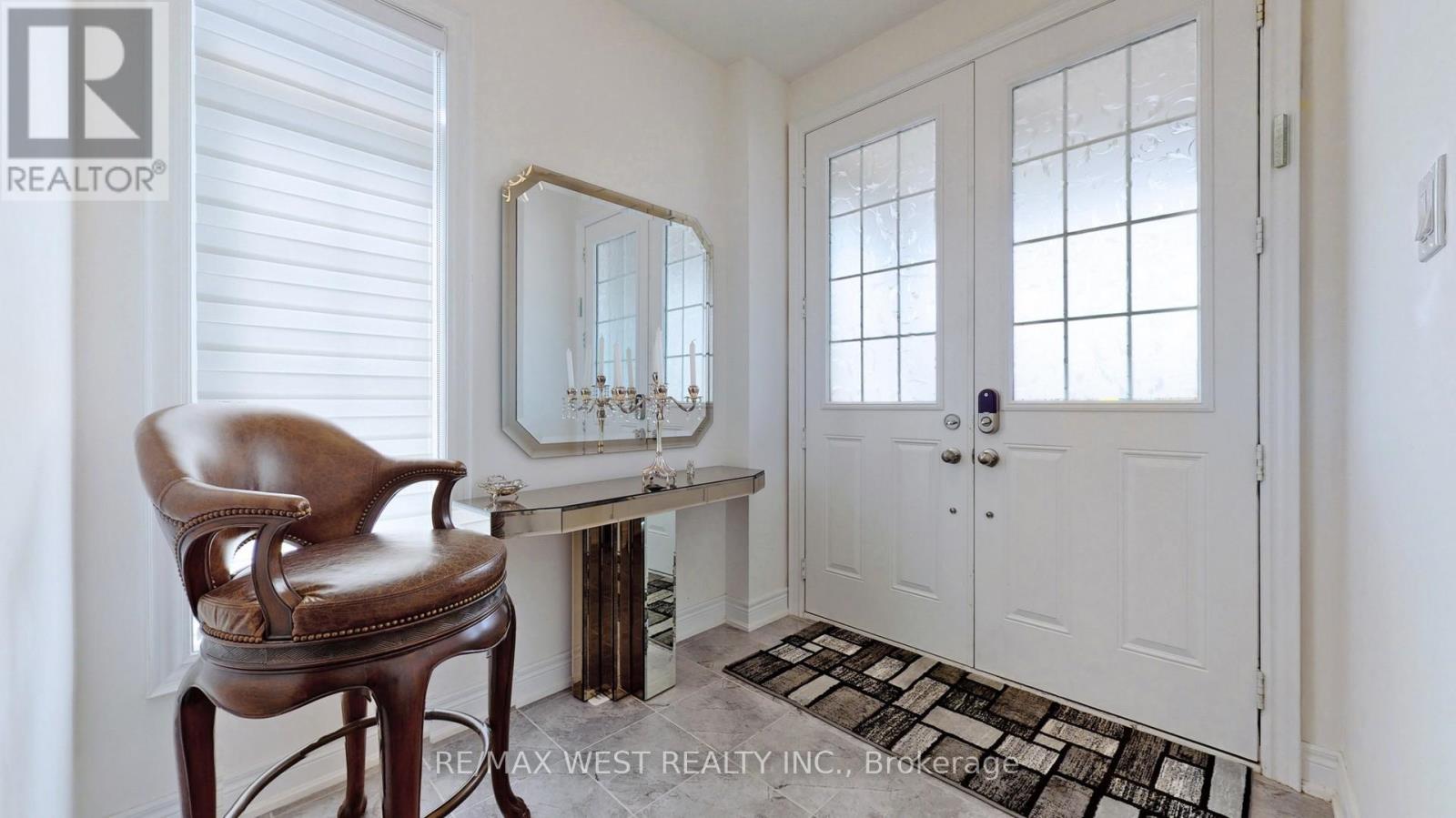 3 Lasalle Lane, Richmond Hill, Ontario  L4C 7V6 - Photo 12 - N11922002