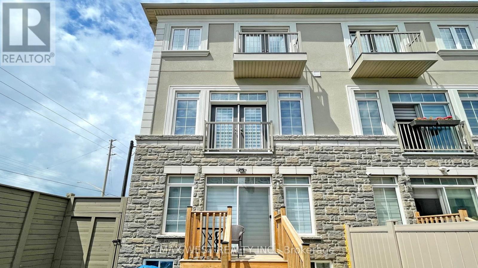 3 Lasalle Lane, Richmond Hill, Ontario  L4C 7V6 - Photo 21 - N11922002