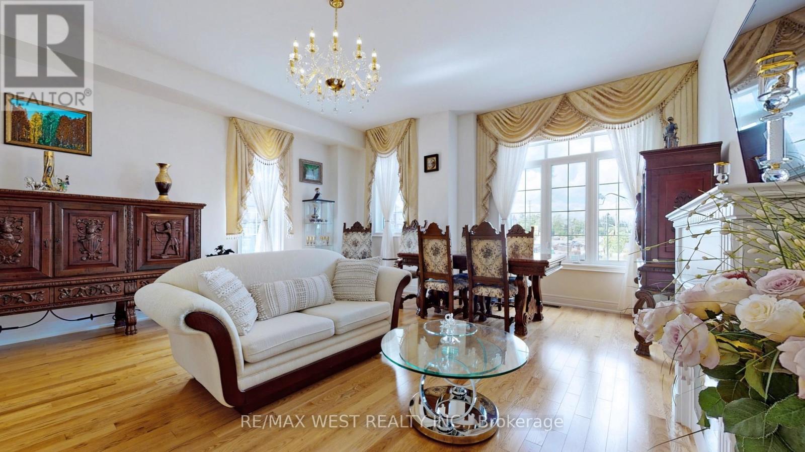 Property at 3 LASALLE LANE image 3