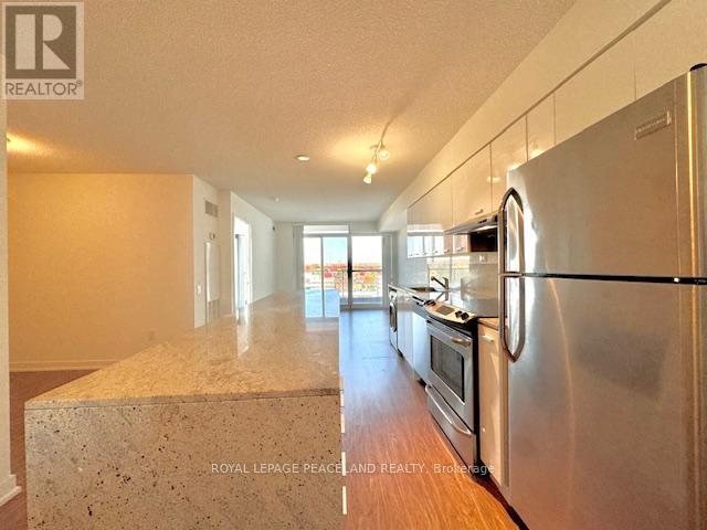 1008 - 29 Singer Court, Toronto, Ontario  M2K 0B3 - Photo 3 - C11922128