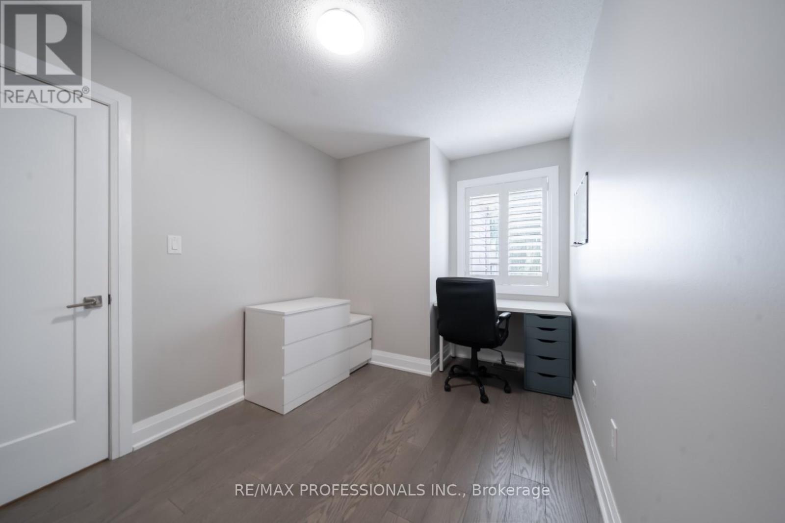 110 - 1128 Dundas Street W, Mississauga, Ontario  L5C 1E1 - Photo 31 - W11922124