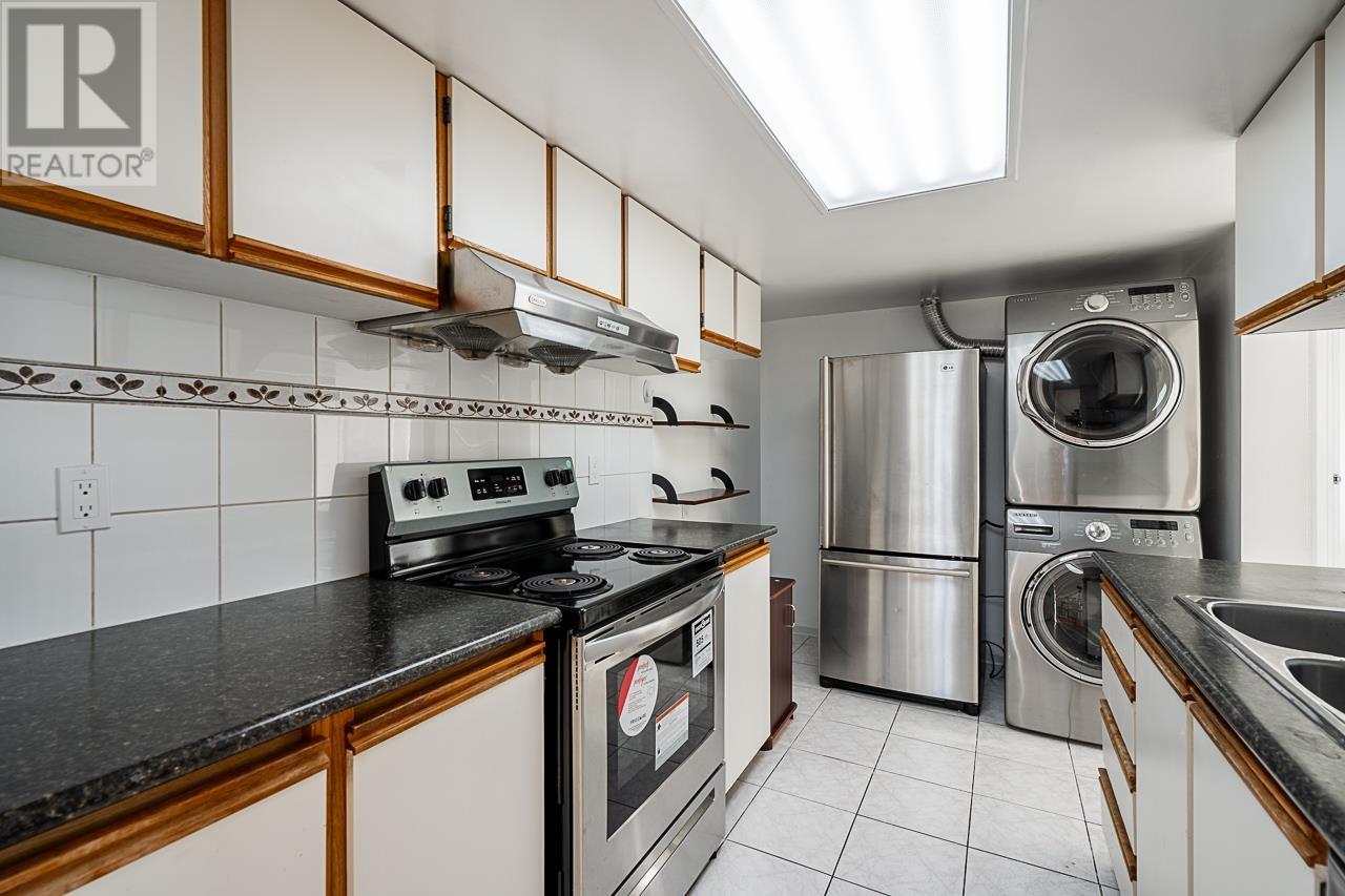 Listing Picture 20 of 28 : 902 6595 BONSOR AVENUE, Burnaby / 本拿比 - 魯藝地產 Yvonne Lu Group - MLS Medallion Club Member