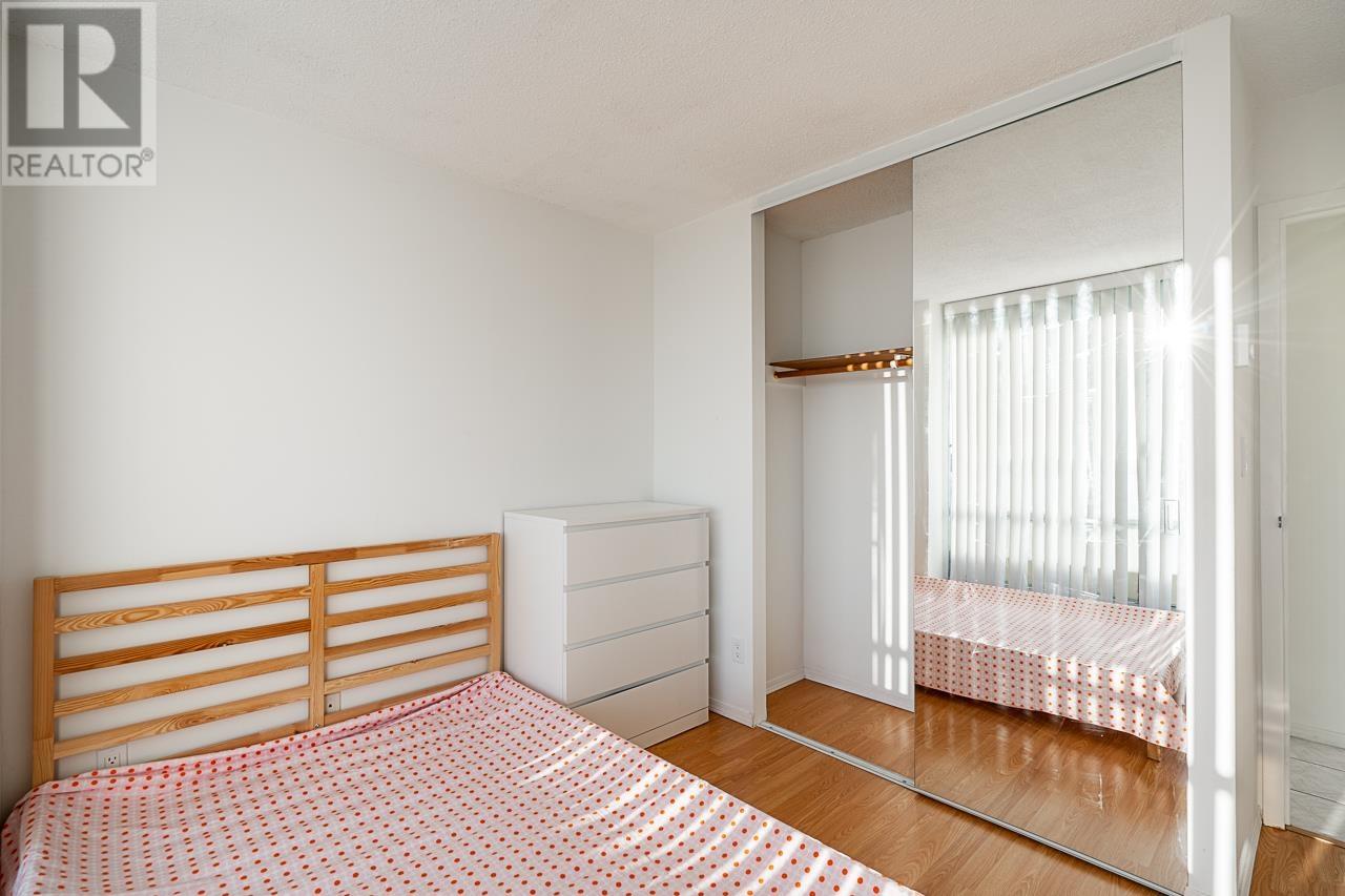 Listing Picture 26 of 28 : 902 6595 BONSOR AVENUE, Burnaby / 本拿比 - 魯藝地產 Yvonne Lu Group - MLS Medallion Club Member