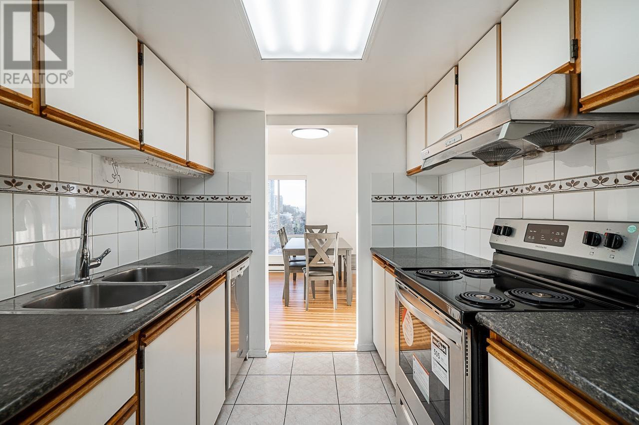 Listing Picture 21 of 28 : 902 6595 BONSOR AVENUE, Burnaby / 本拿比 - 魯藝地產 Yvonne Lu Group - MLS Medallion Club Member