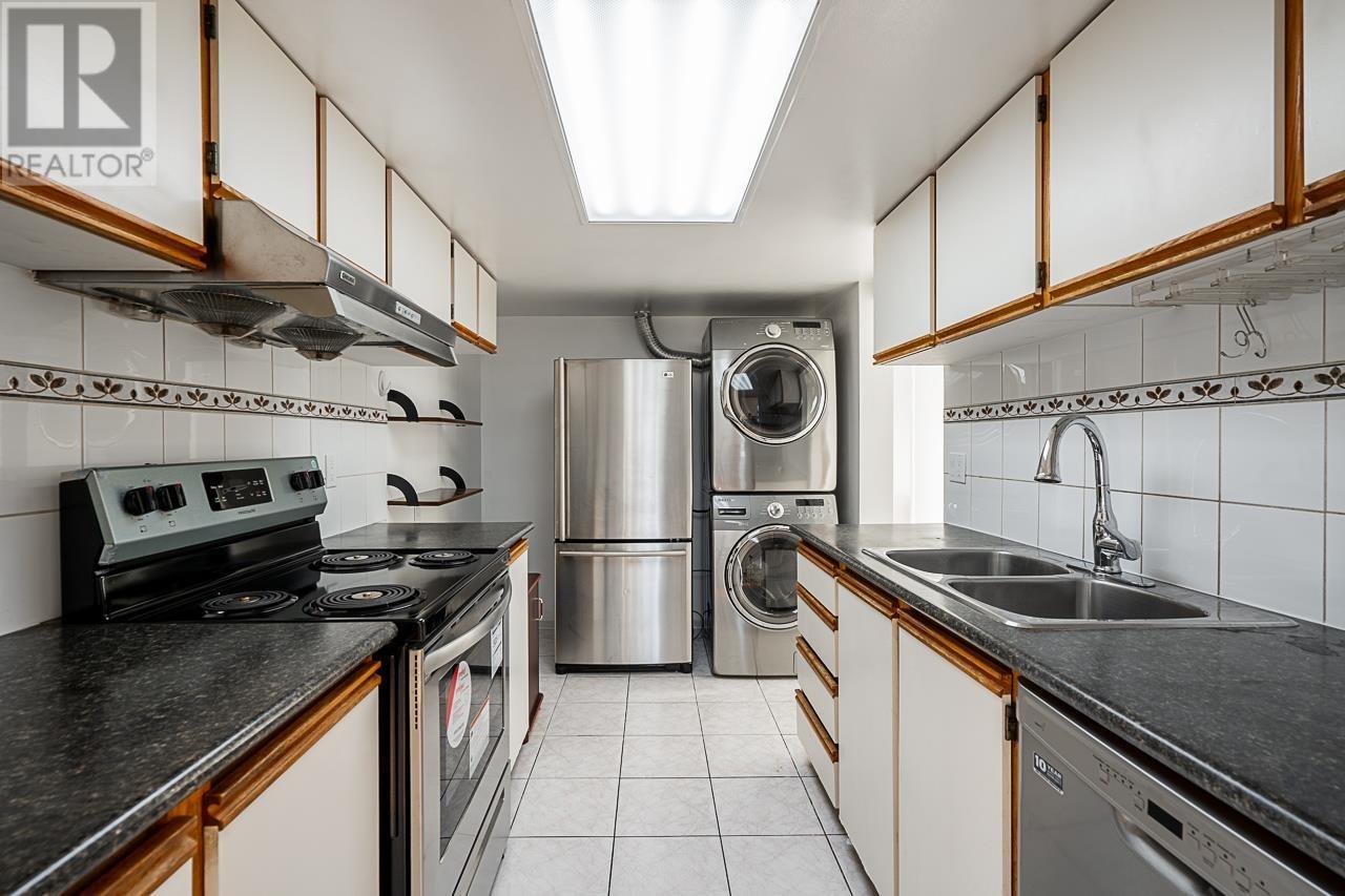 Listing Picture 18 of 28 : 902 6595 BONSOR AVENUE, Burnaby / 本拿比 - 魯藝地產 Yvonne Lu Group - MLS Medallion Club Member