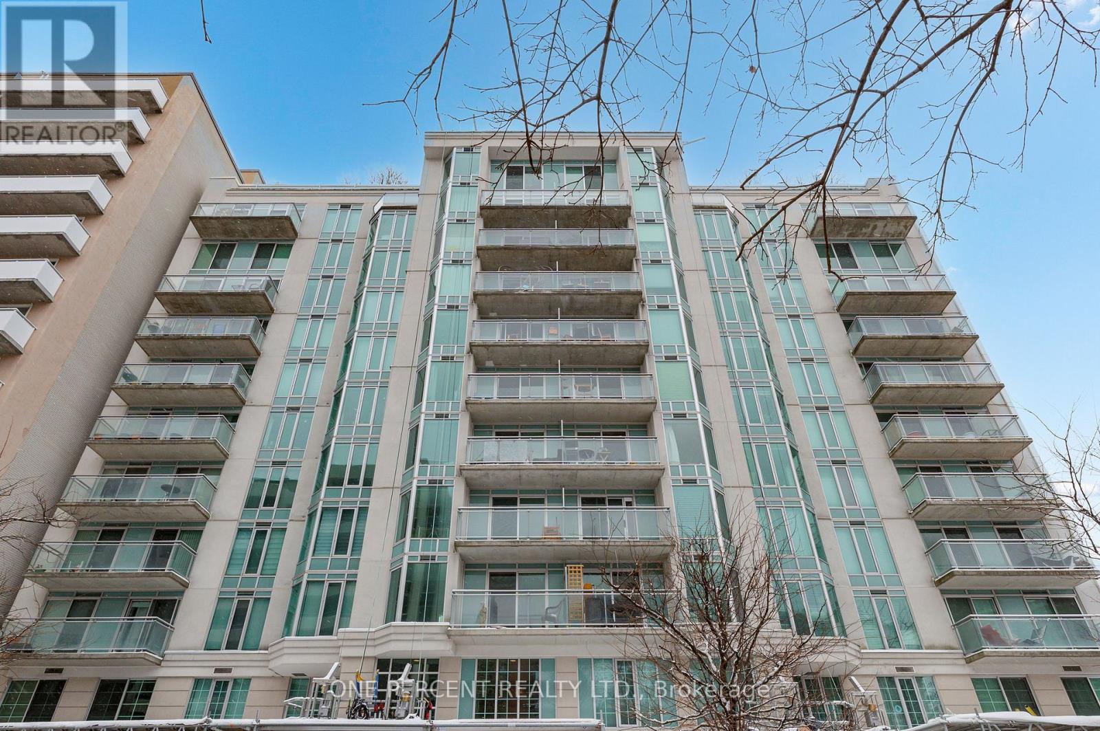 Property at 907 - 138 SOMERSET STREET W image 1